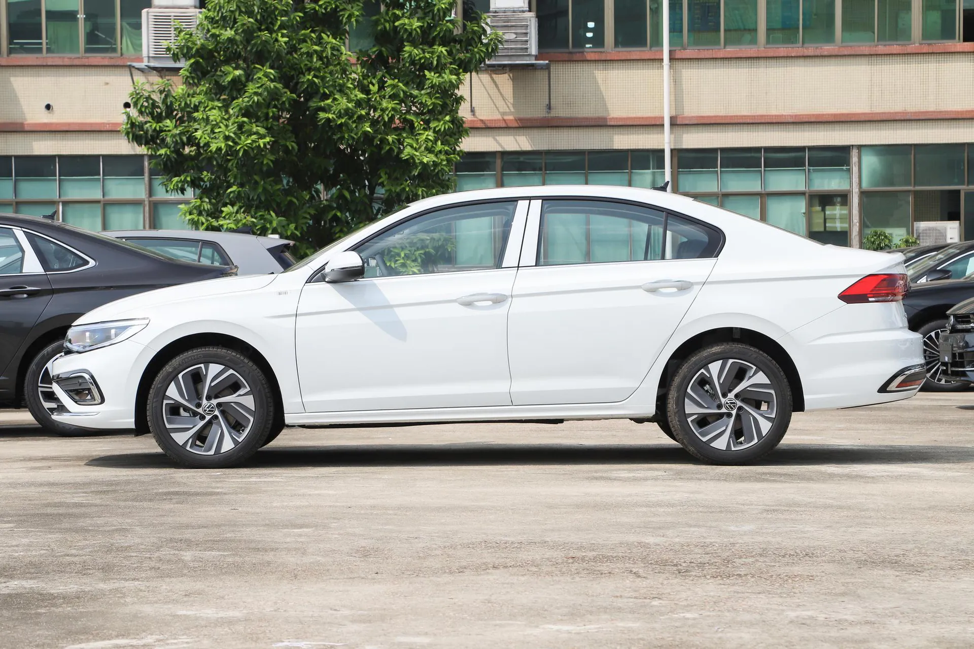  Bora 300 TSI DSG Premium