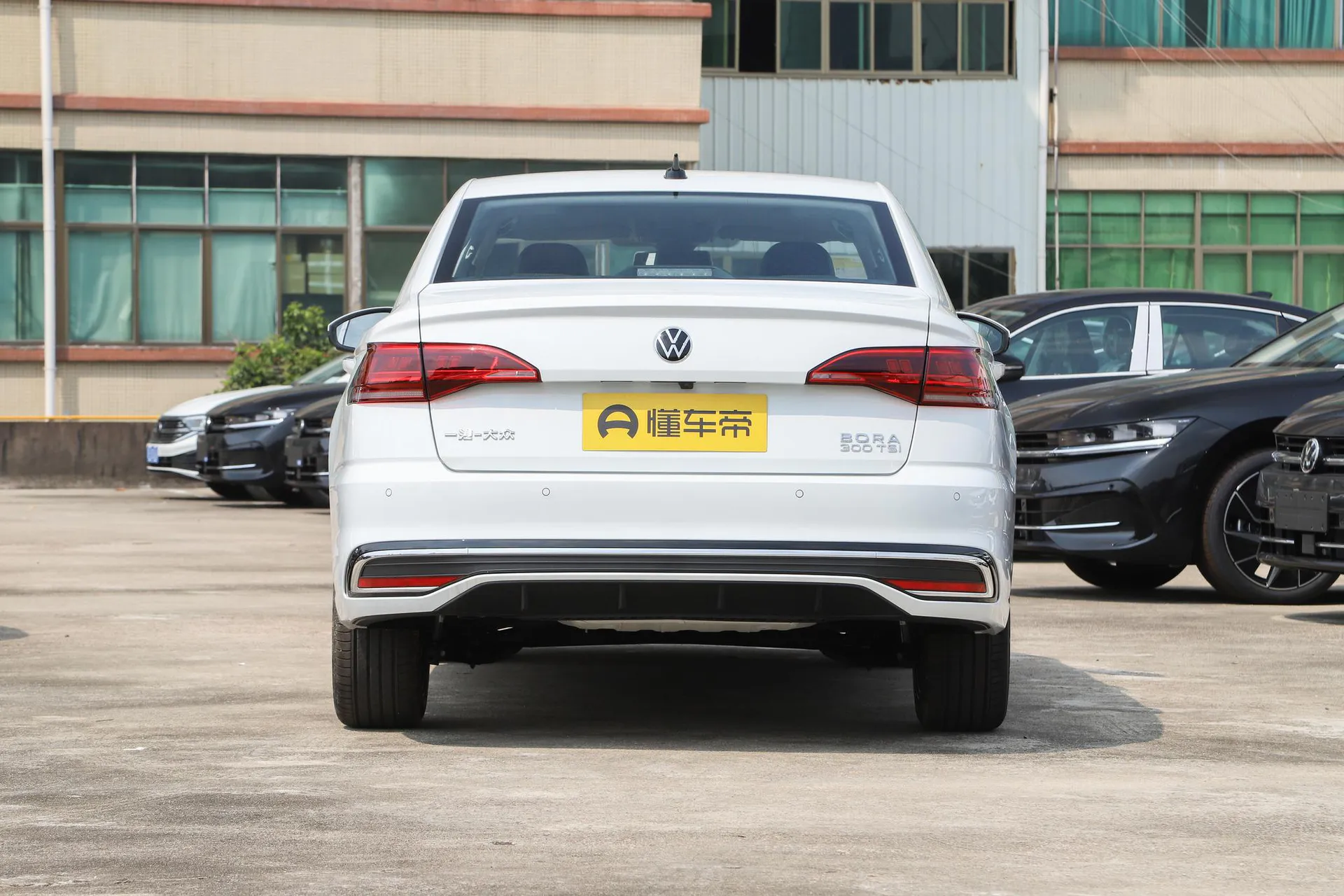  Bora 300 TSI DSG Premium