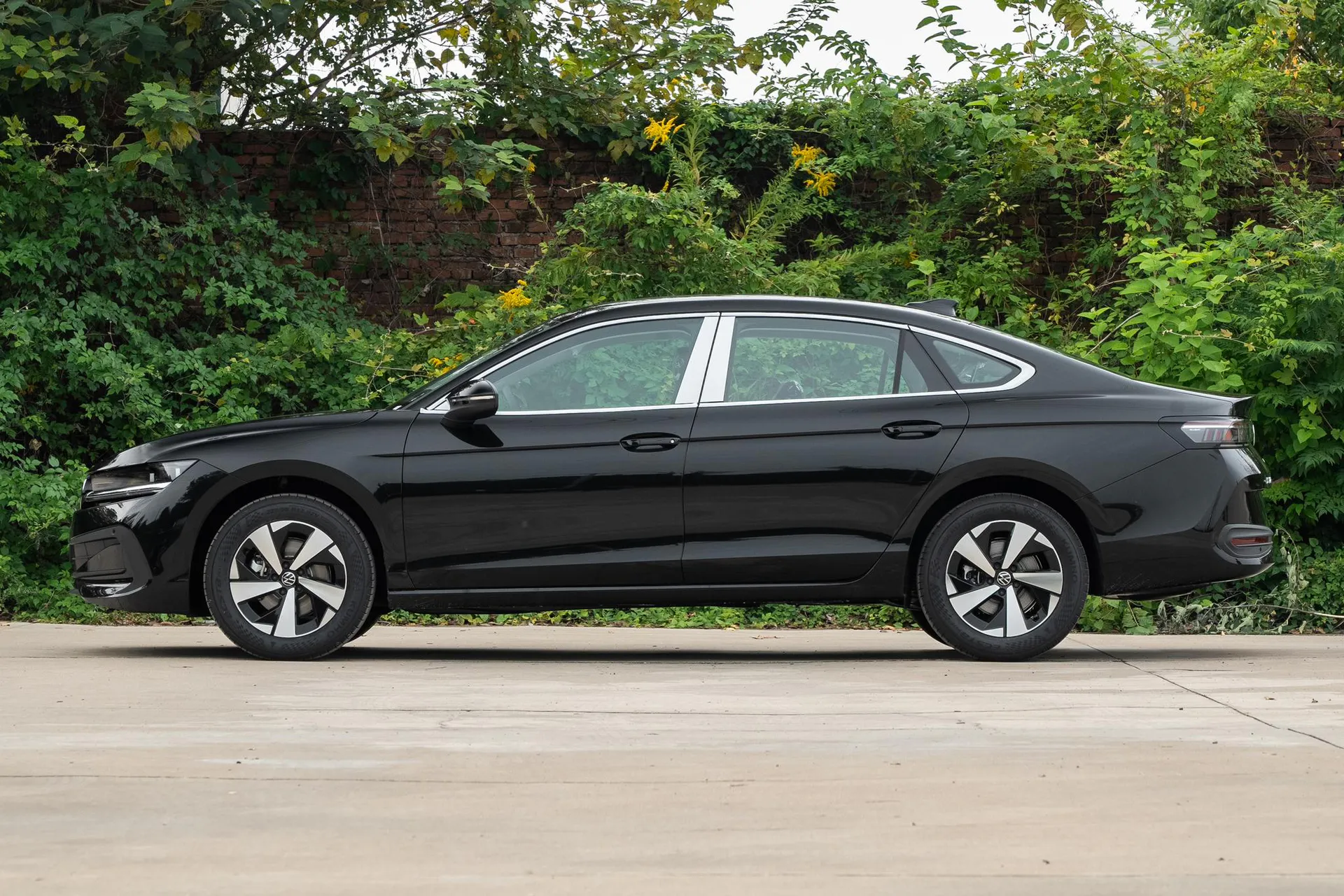  Magotan 300 TSI Prestige