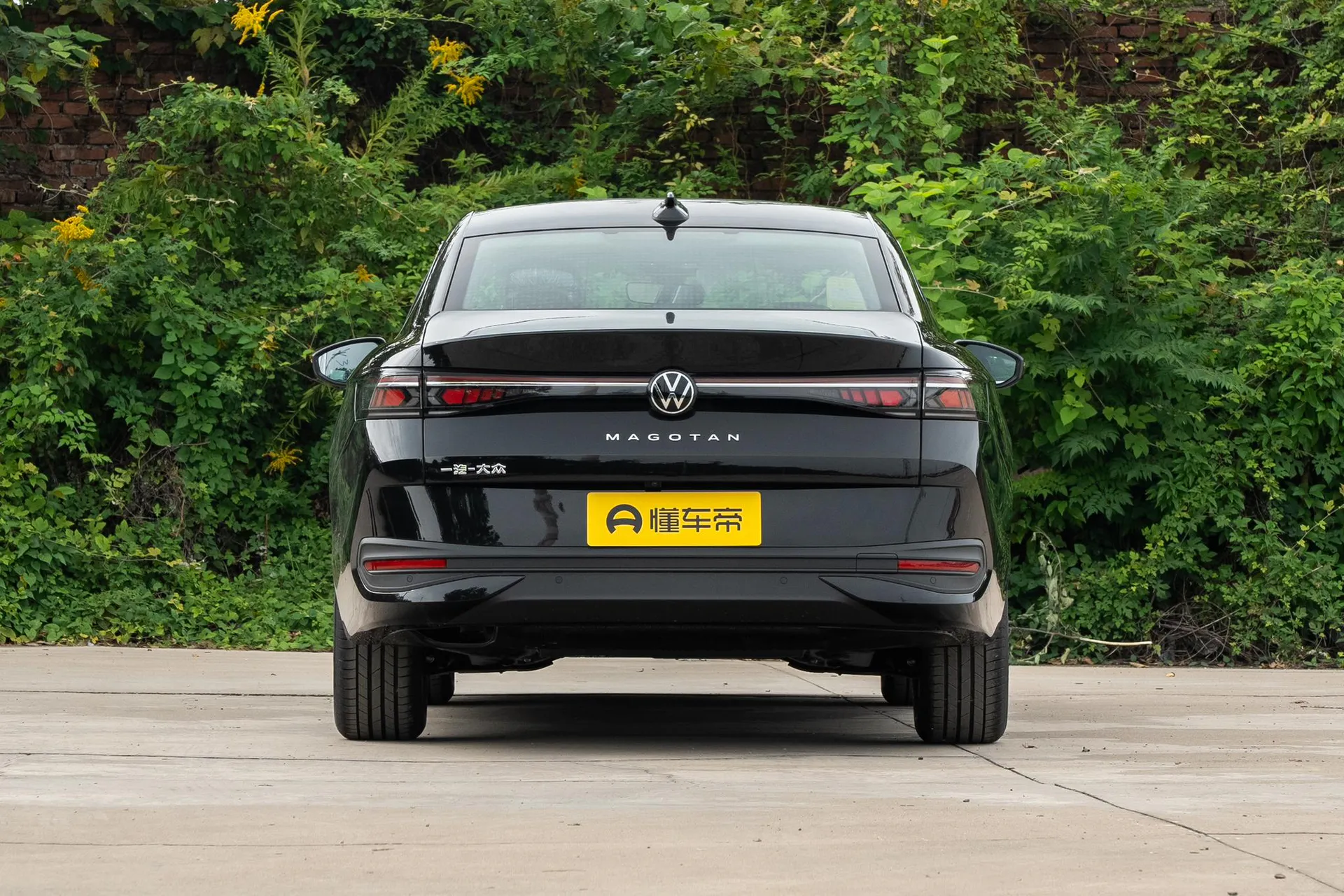  Magotan 300 TSI Prestige