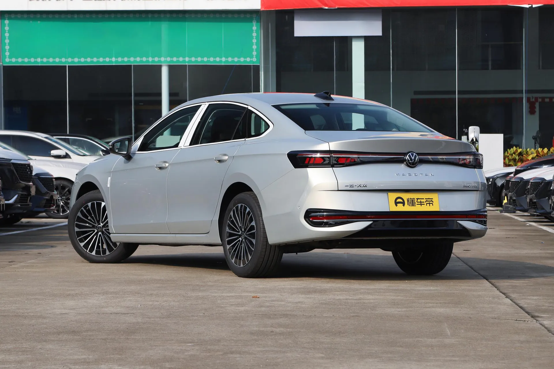  Magotan 380 TSI Premium Damai Package