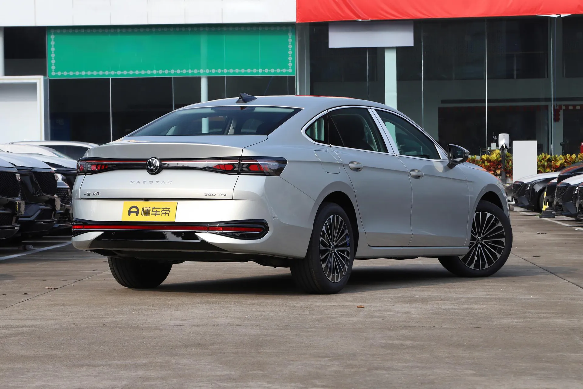  Magotan 380 TSI Premium Damai Package