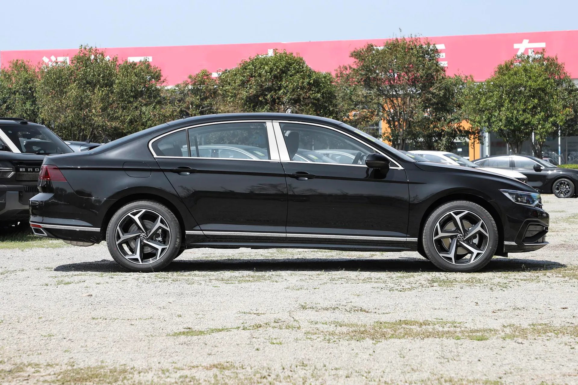  Magotan 30 Million Units Select 330 TSI DSG Elite