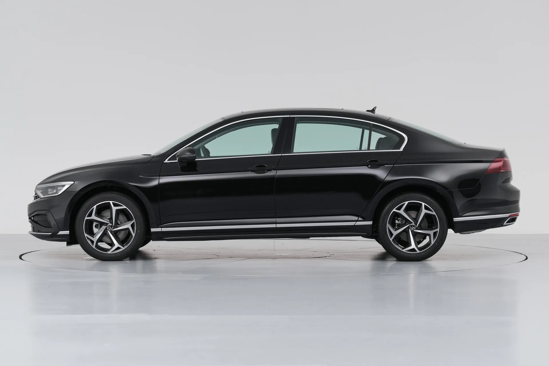  Magotan 30 Million Units Selection 380 TSI DSG Luxury