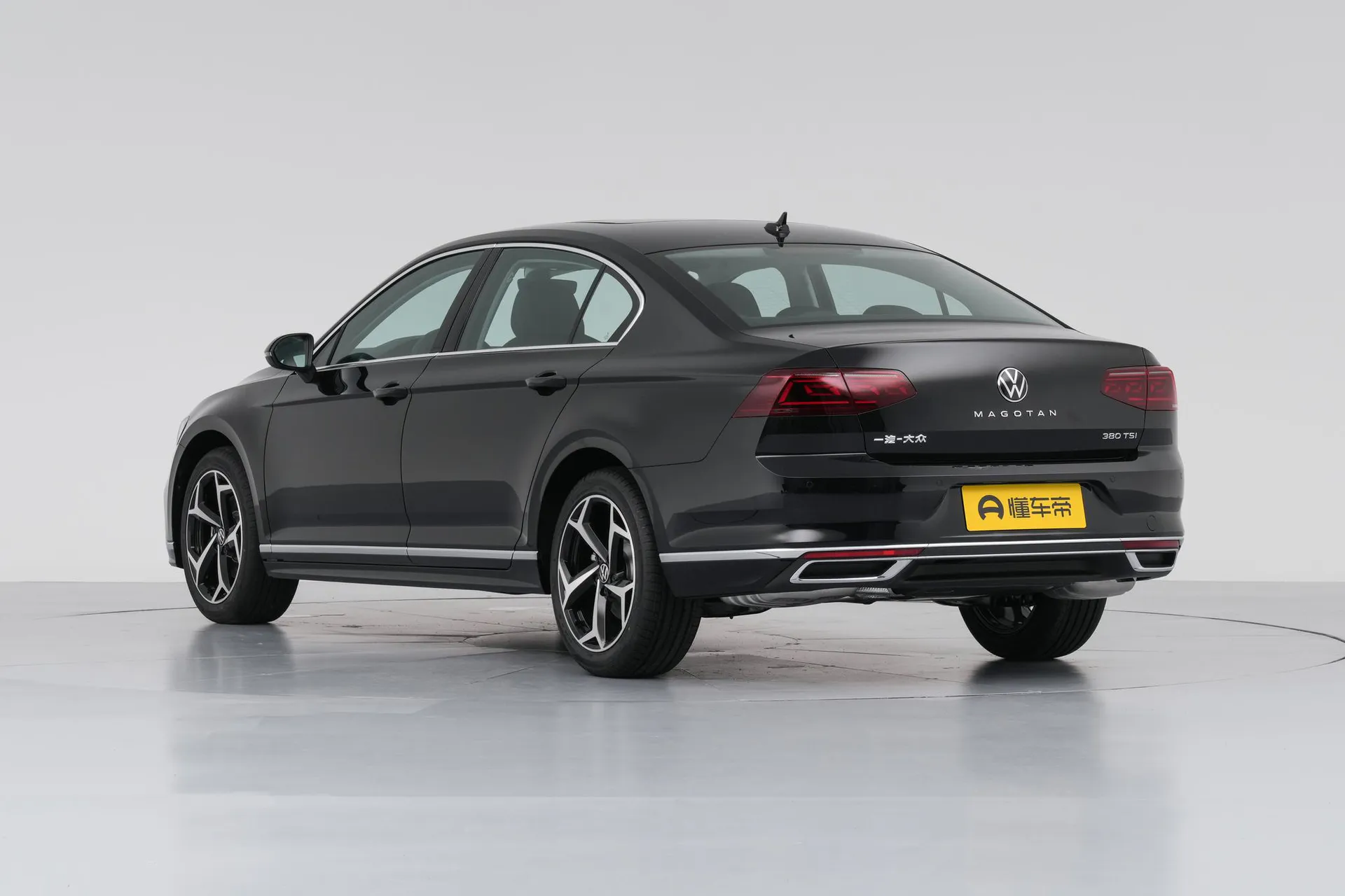 Magotan 30 Million Units Selection 380 TSI DSG Luxury