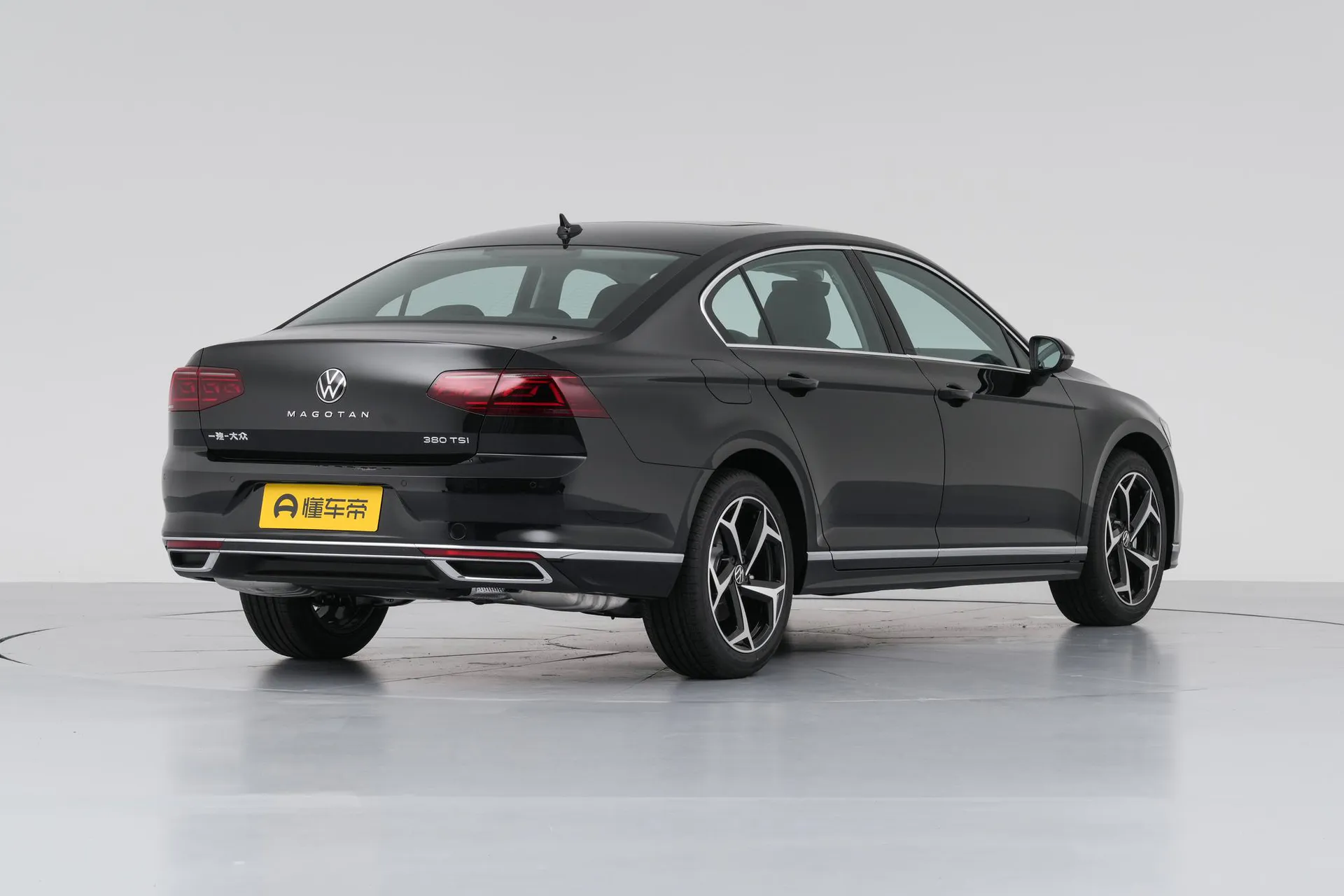  Magotan 30 Million Units Selection 380 TSI DSG Luxury