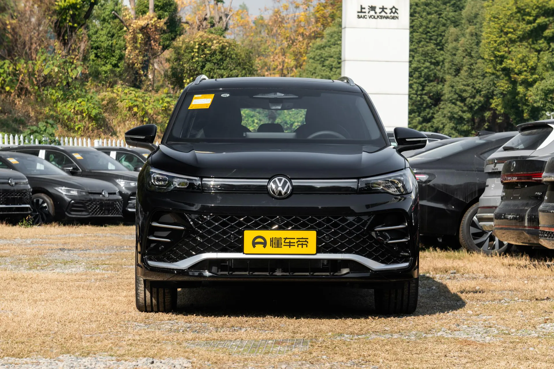  Tiguan L Pro 380 TSI FWD R-Line Pilot