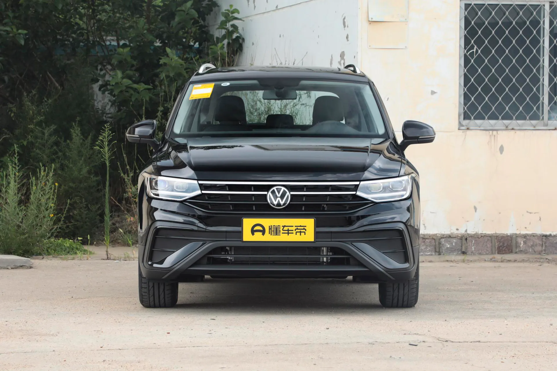  Tiguan L Outstanding 300 TSI FWD Dragon Teng
