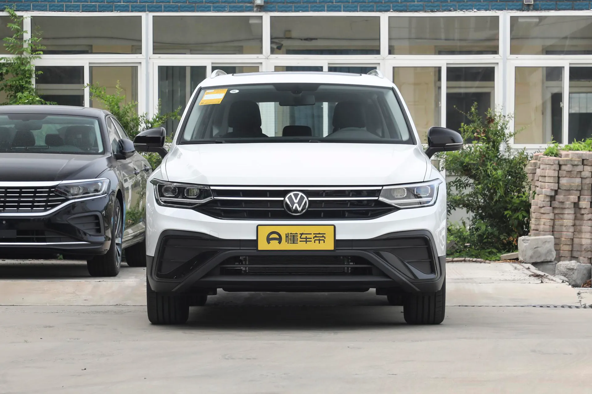  Tiguan L Outstanding 300 TSI FWD Dragon Teng