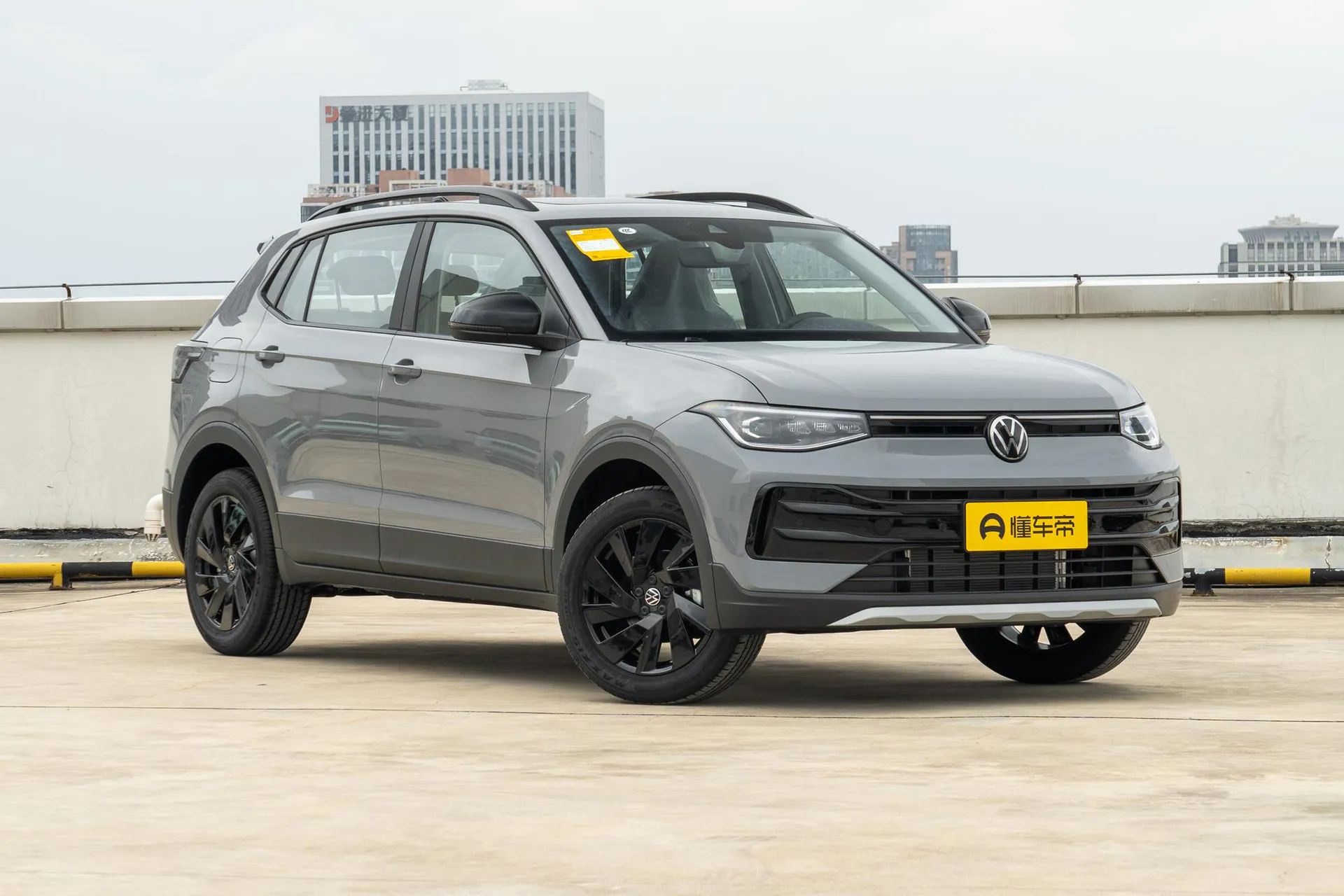  Tharu Xinrui 300 TSI Ruiyi