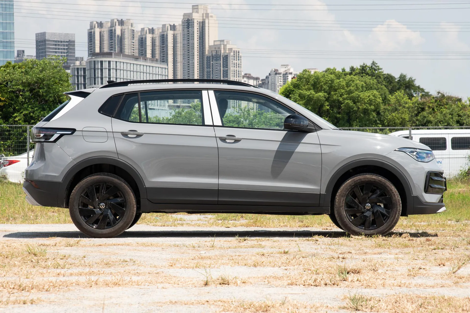  Tharu 300 TSI Rui Xiang