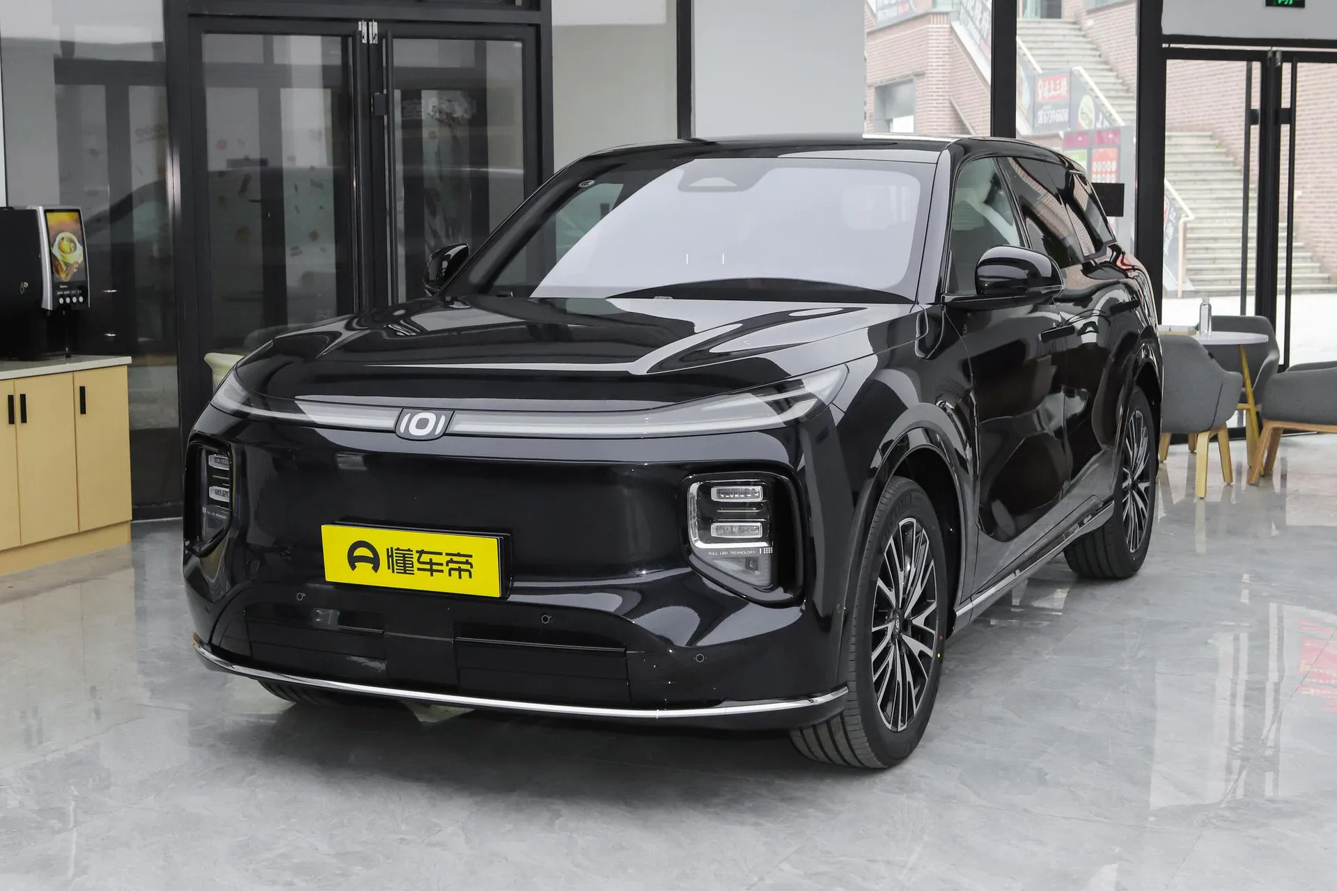  Q07 215 Flagship Plus