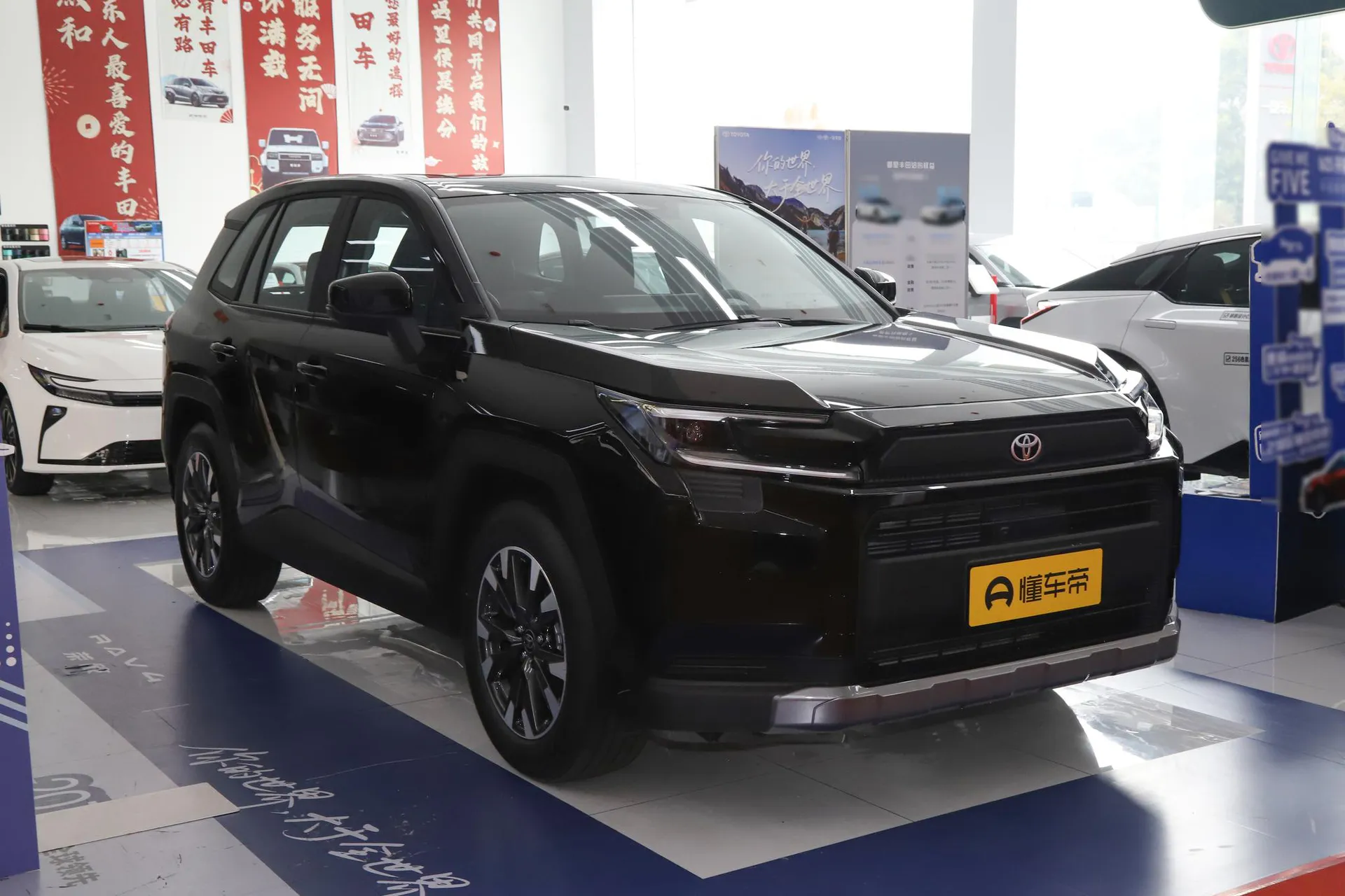  RAV4 2.0L FWD Luxury