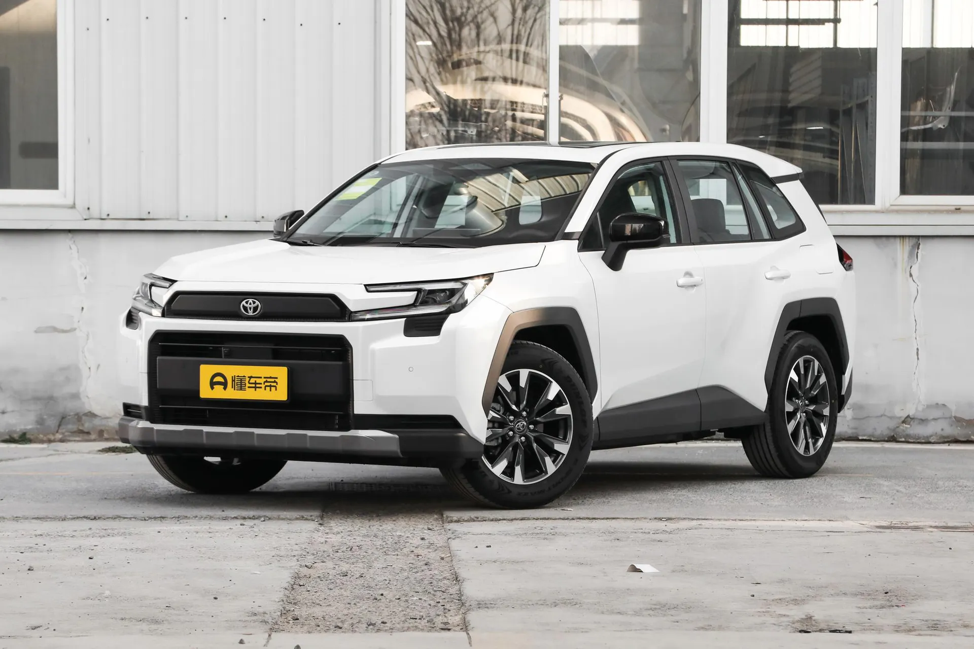  RAV4 2.0L FWD Luxury