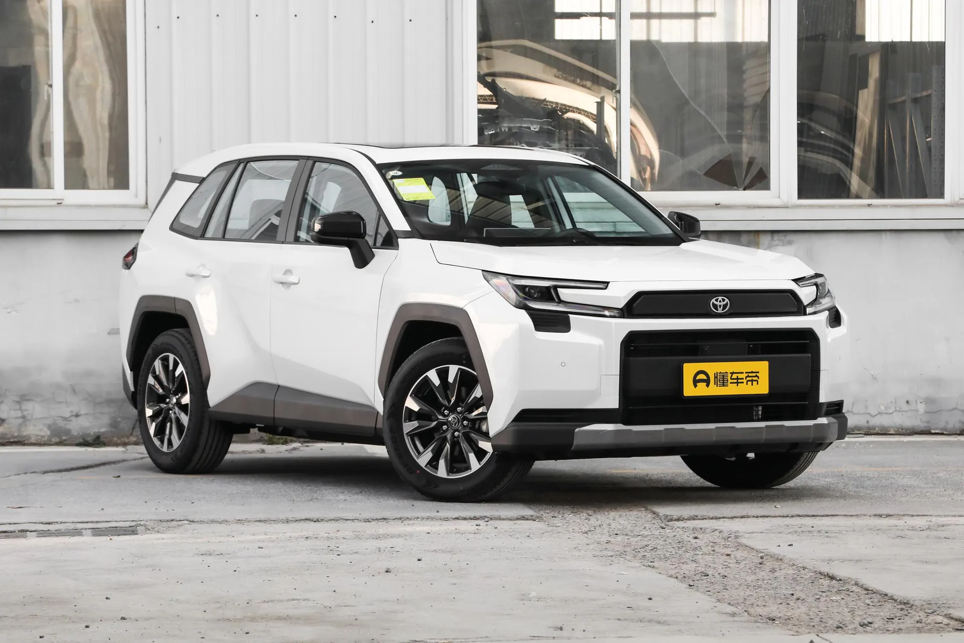  RAV4 2.0L FWD Luxury