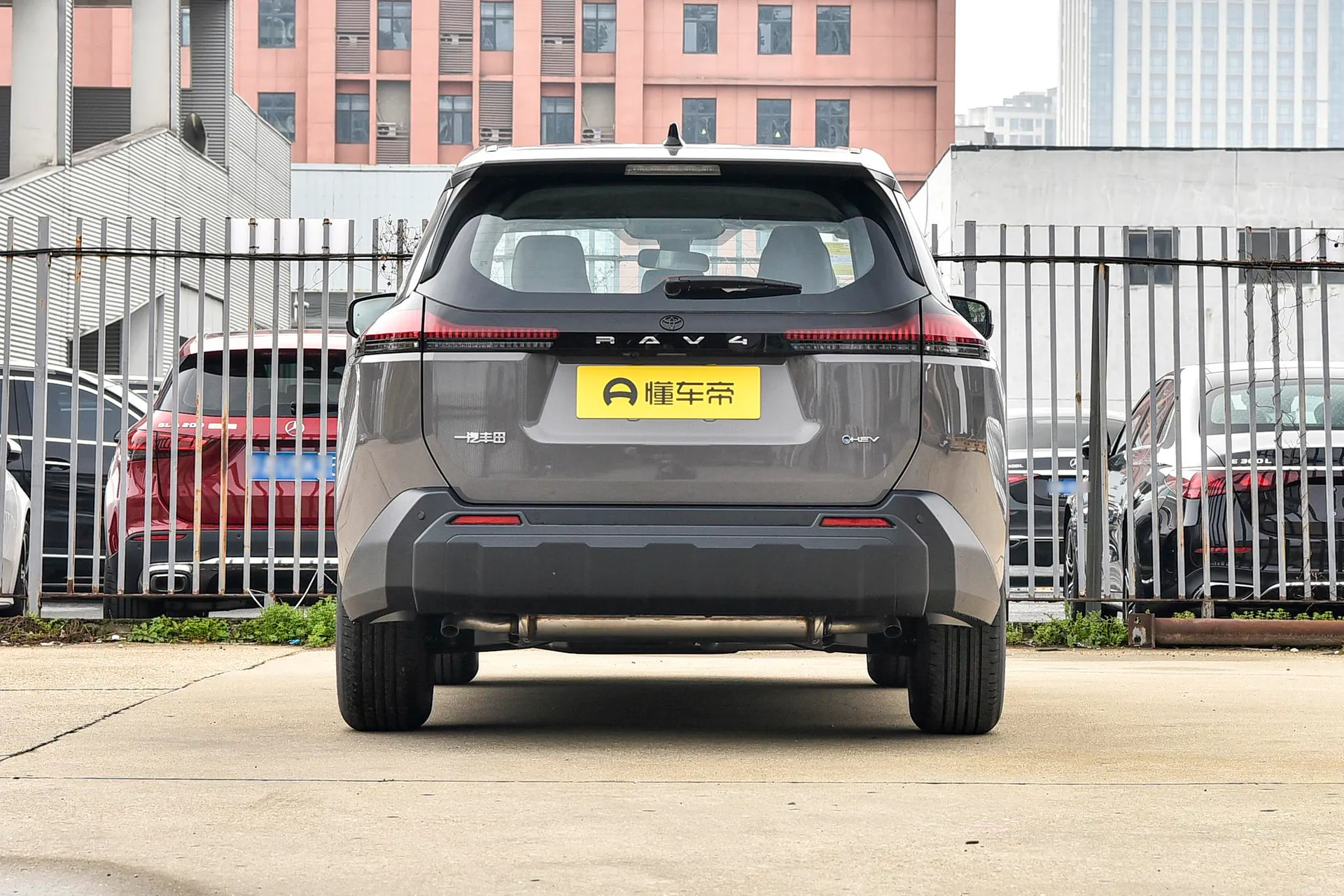  RAV4 Dual Engine 2.0L FWD Elite