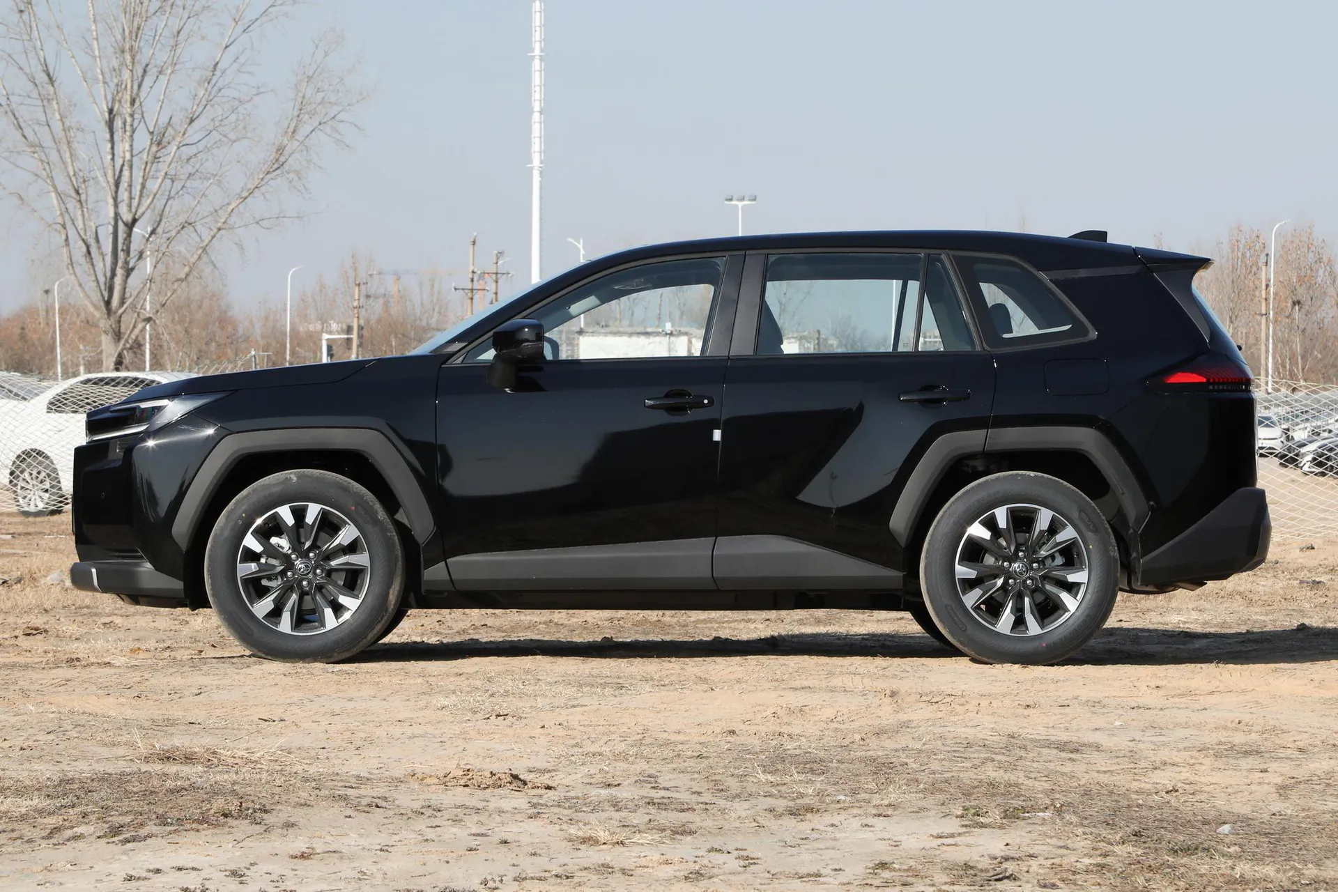  RAV4 Hybrid 2.0L FWD Luxury