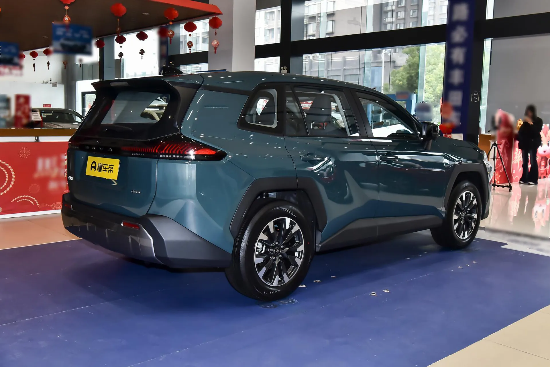  RAV4 Hybrid 2.0L FWD Luxury
