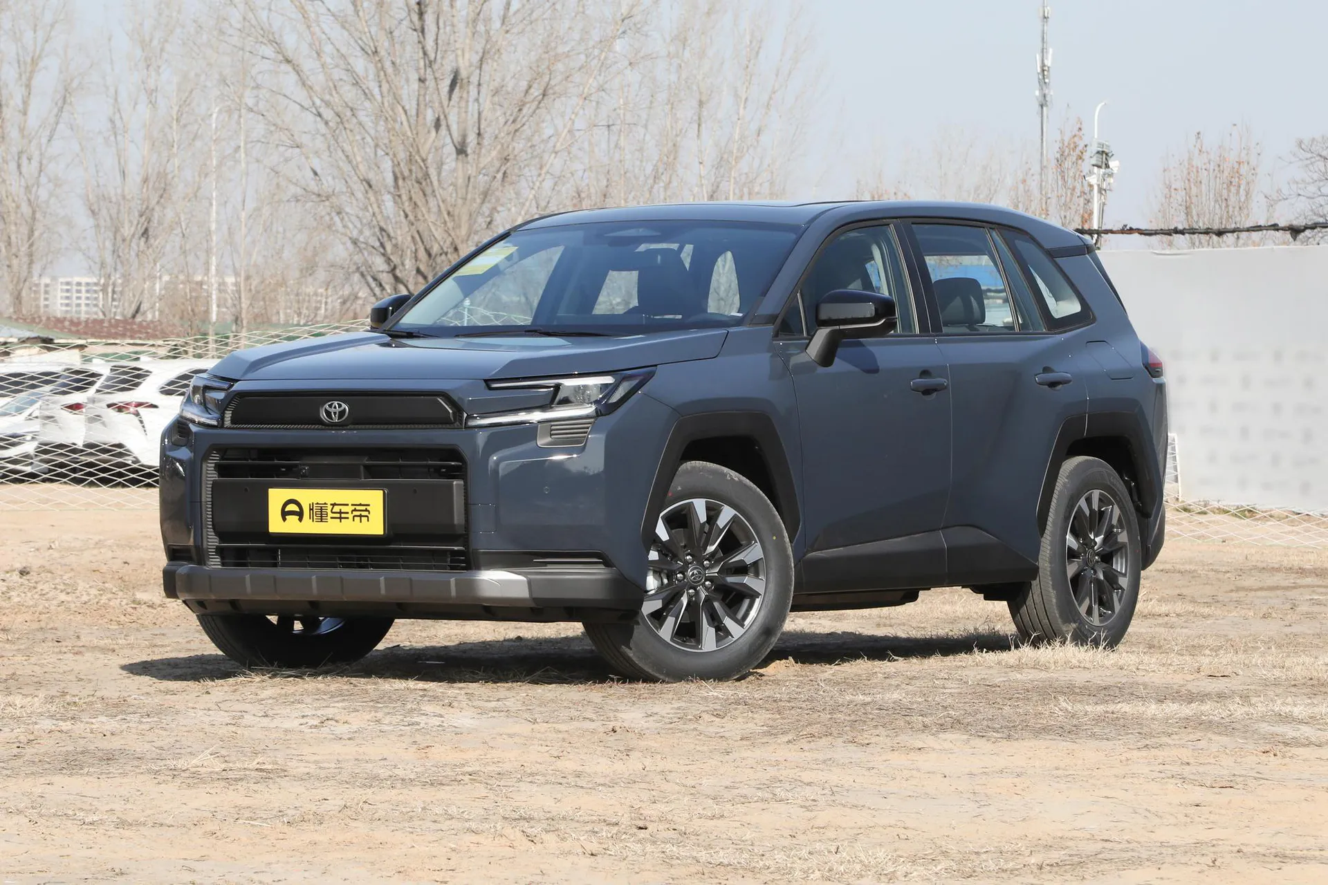  RAV4 Hybrid 2.0L FWD Luxury