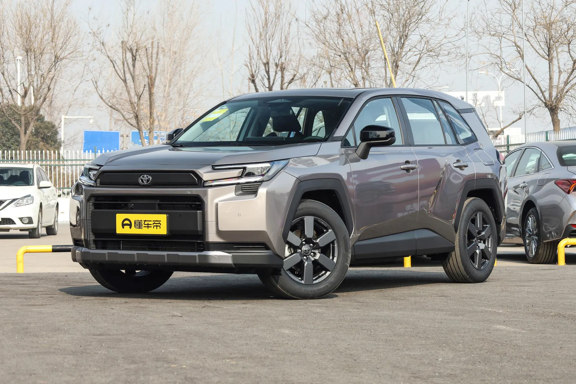  RAV4 Dual Engine 2.5L AWD Luxury