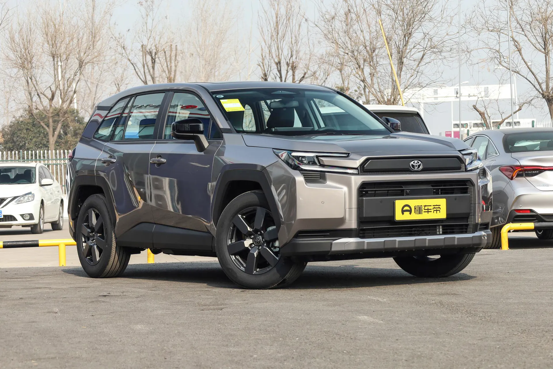  RAV4 Dual Engine 2.5L AWD Luxury