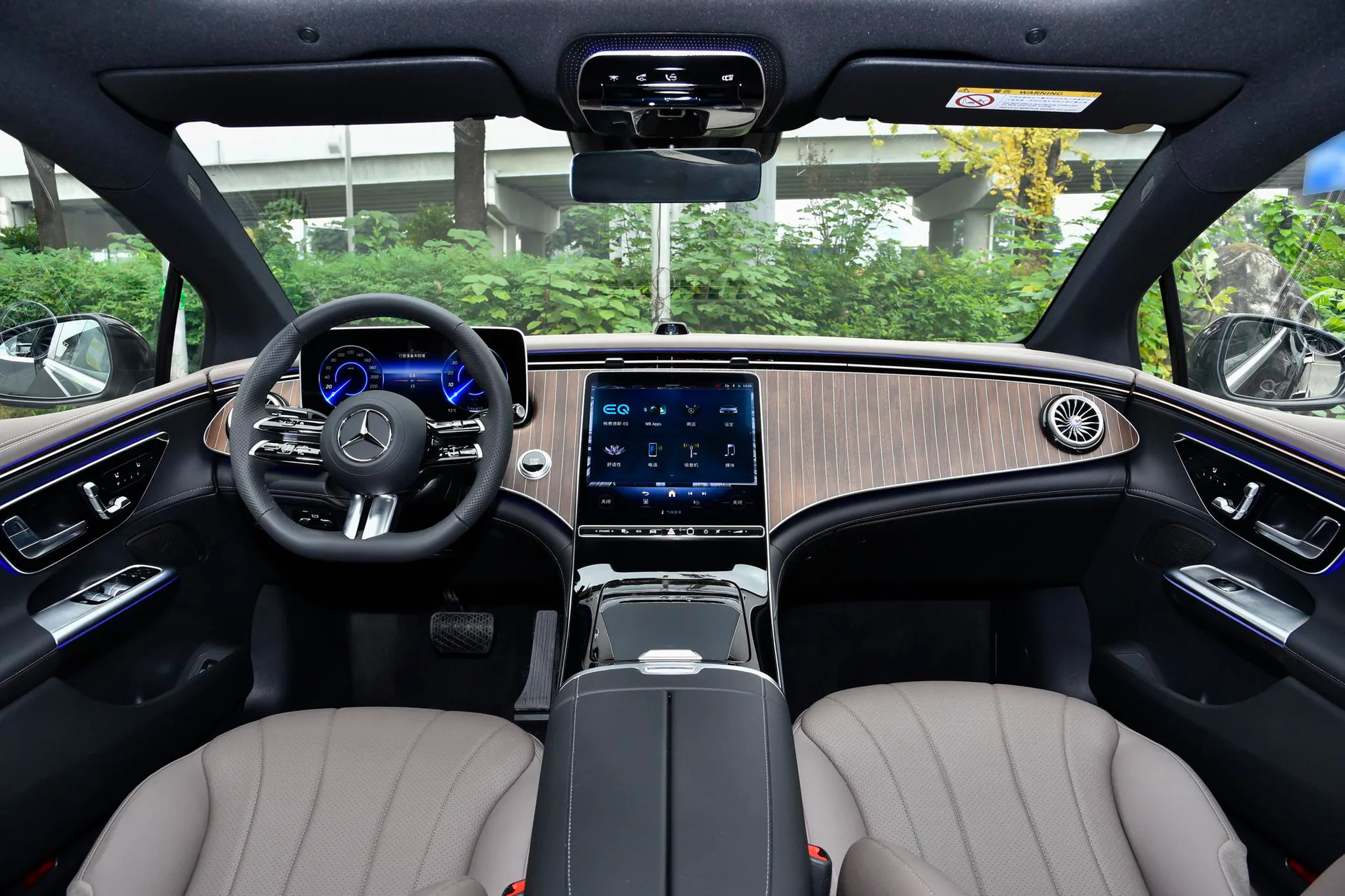 EQE 500 4MATIC Pioneer