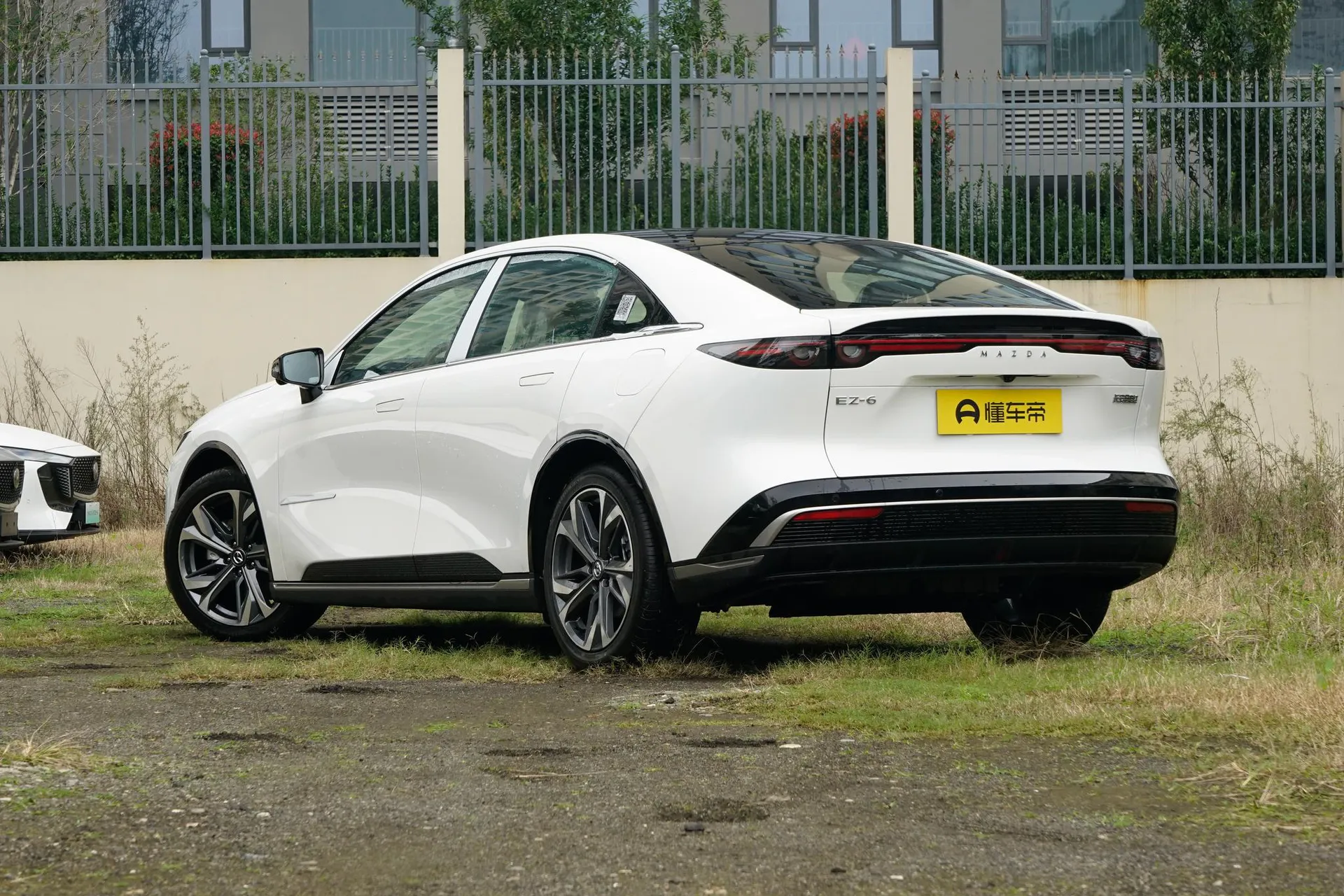  EZ-6 Range Extender 200 Pro