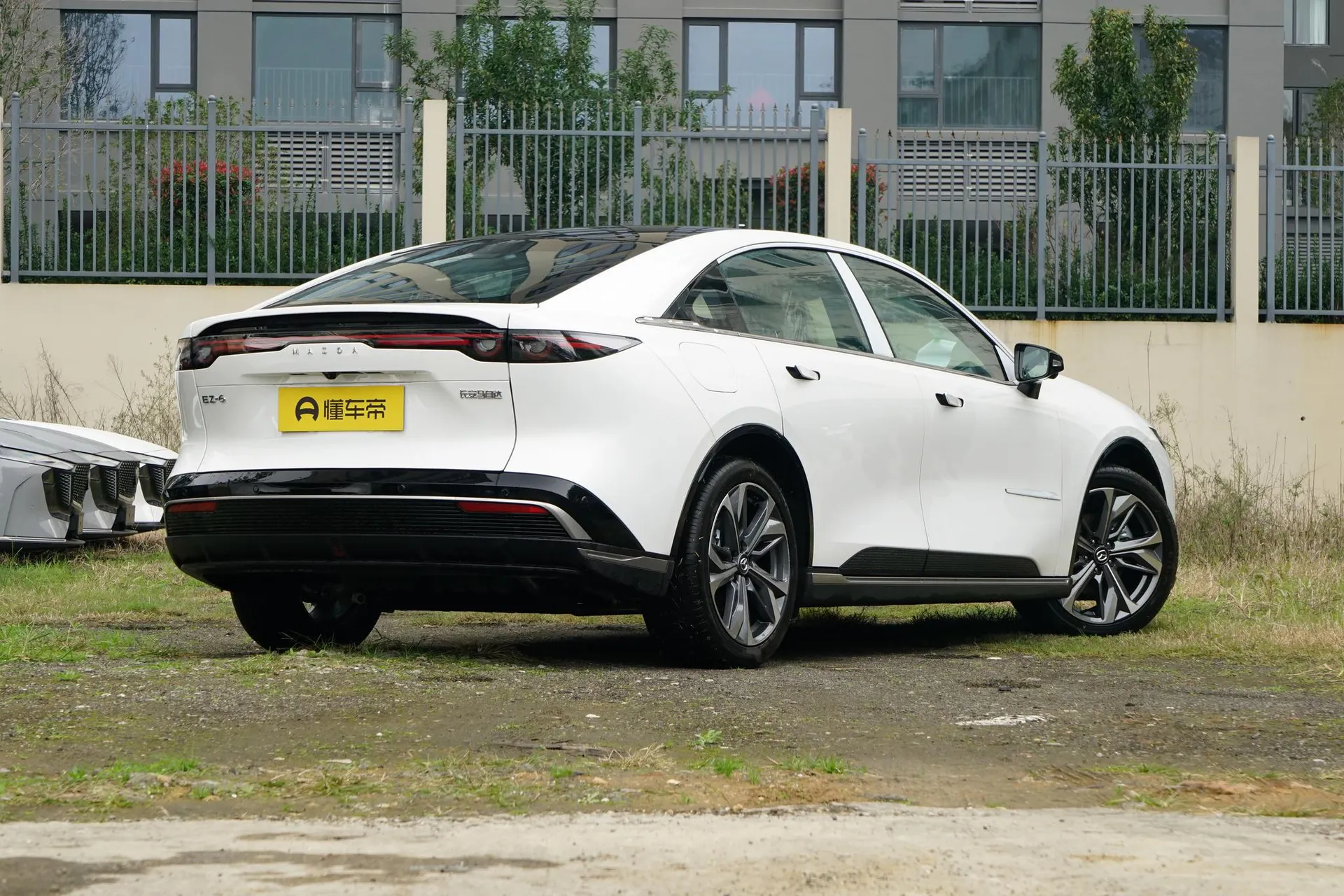  EZ-6 Range Extender 200 Pro