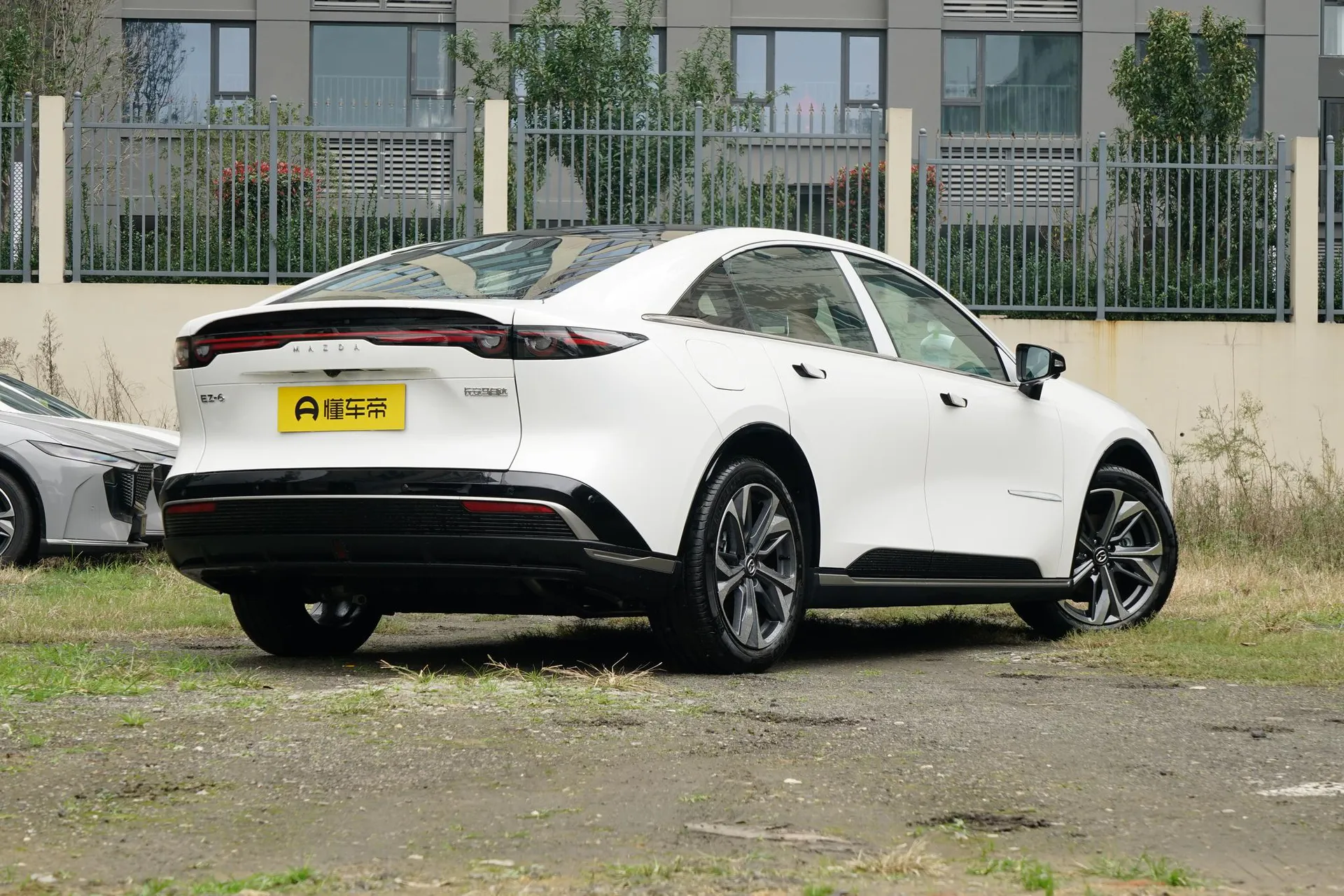  EZ-6 Range Extender 200 Max