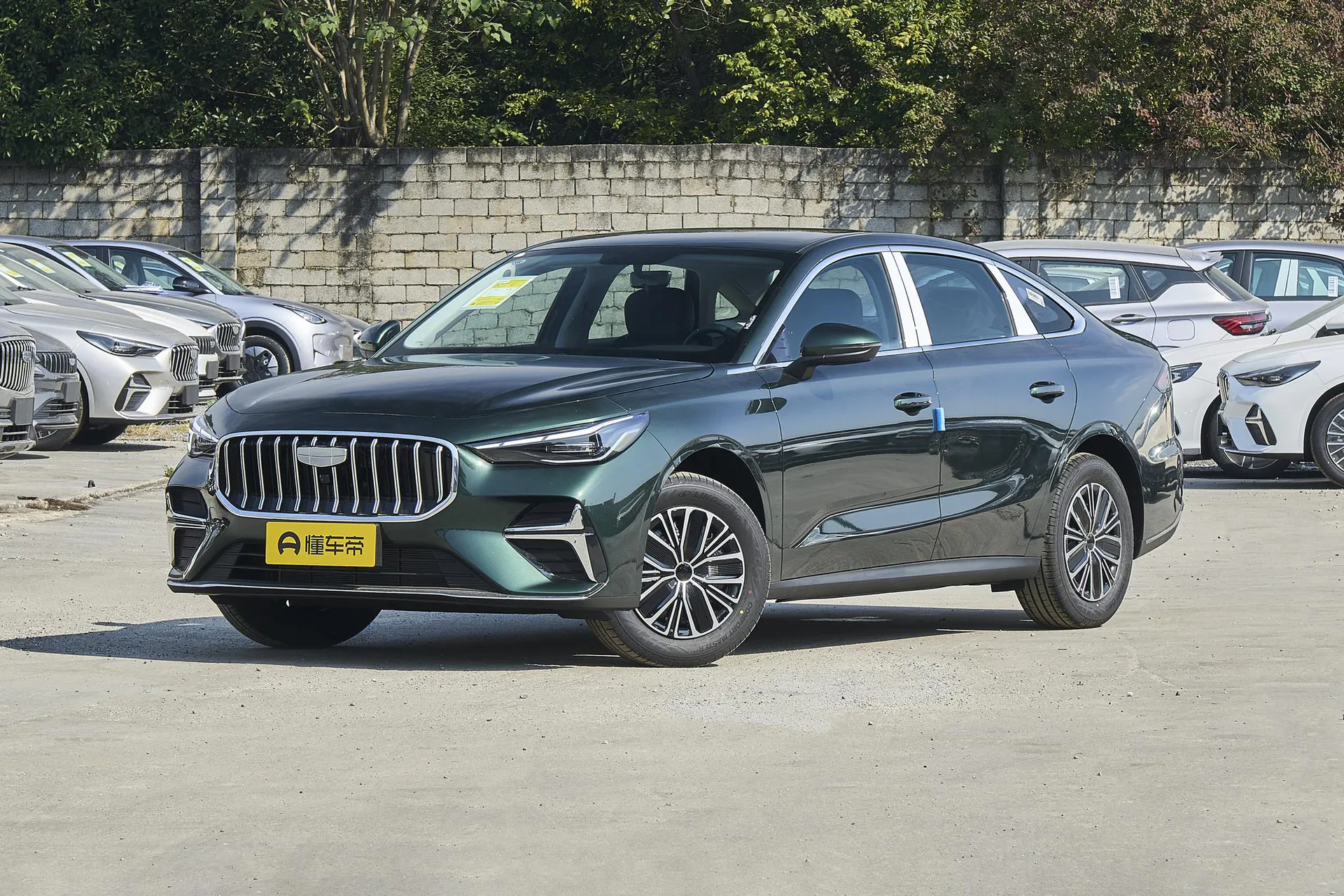  Emgrand 5th Generation 1.5L CVT Luxury