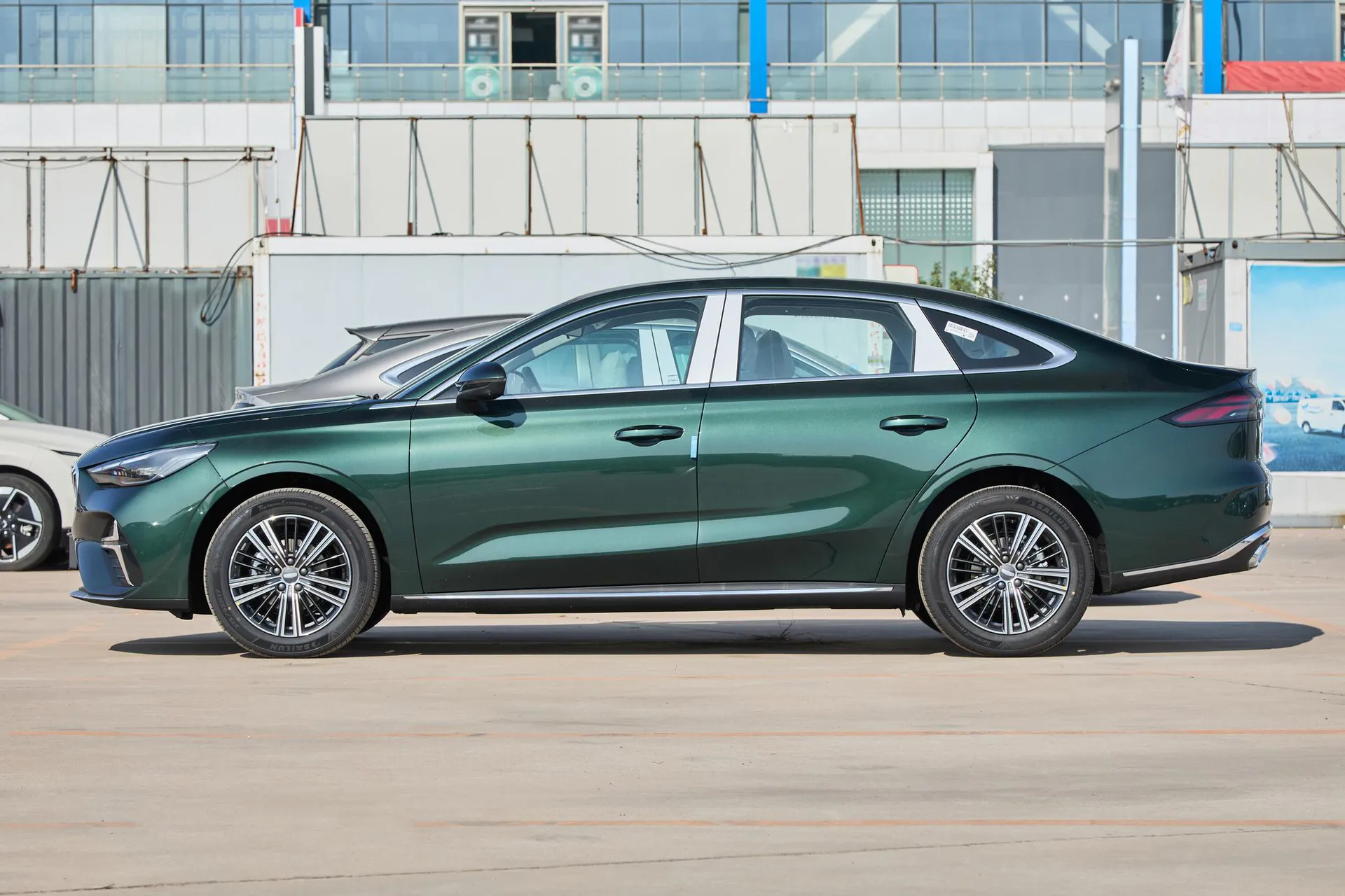  Emgrand 5th Generation 1.5L CVT Premium