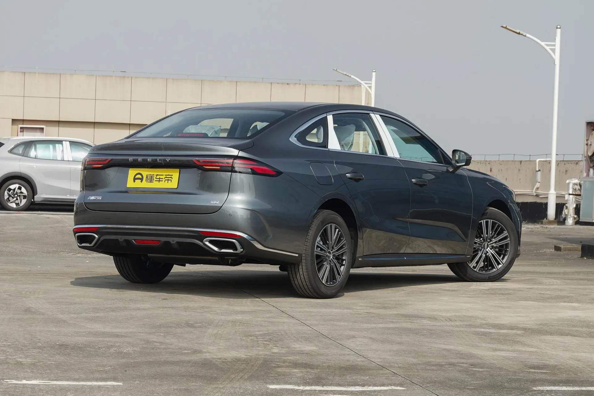  Emgrand 5th Generation 1.5L CVT Premium