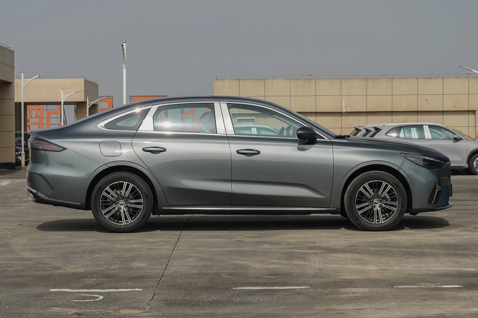  Emgrand 5th Generation 1.5L CVT Premium