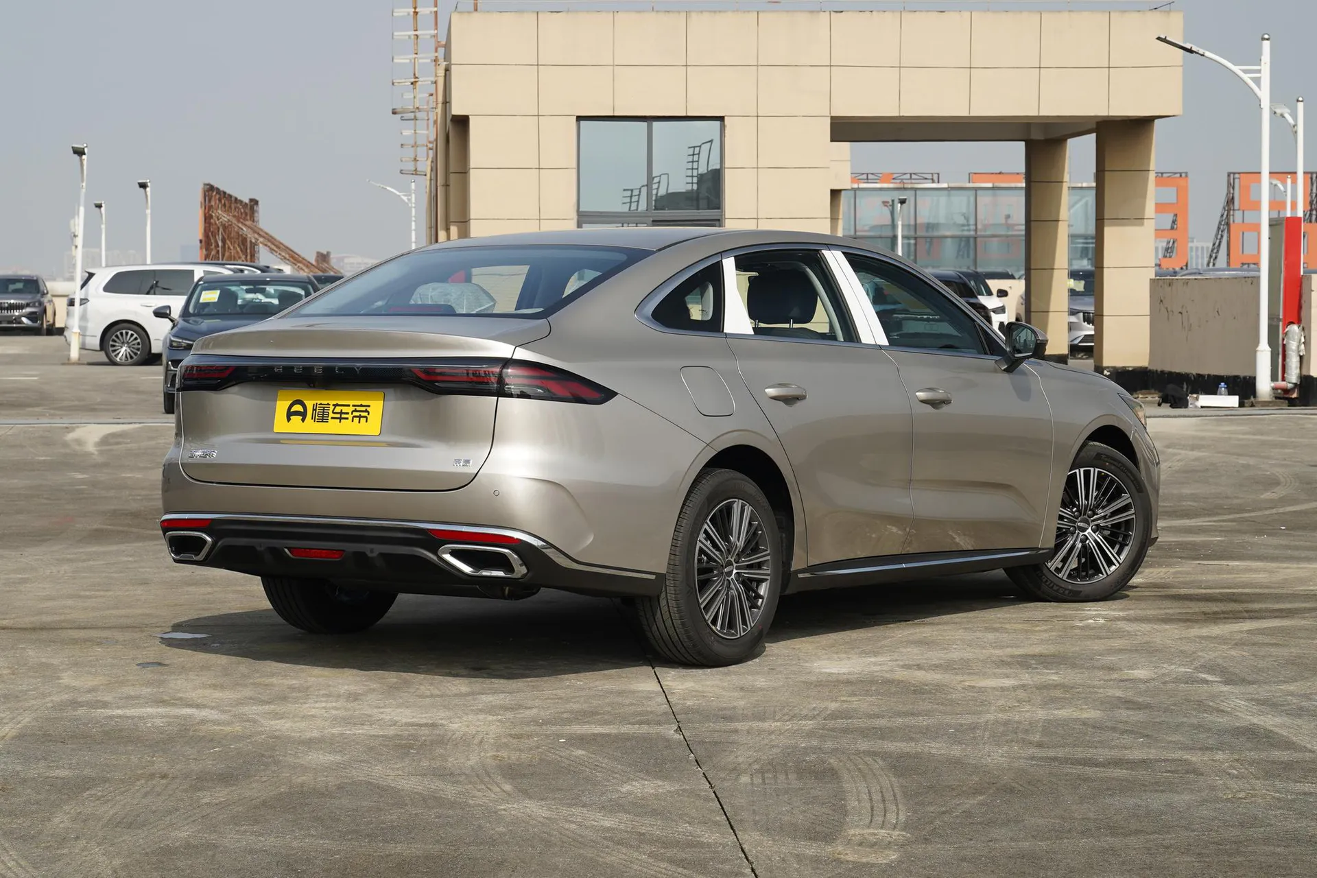  Emgrand 5th Generation 1.5L CVT Premium