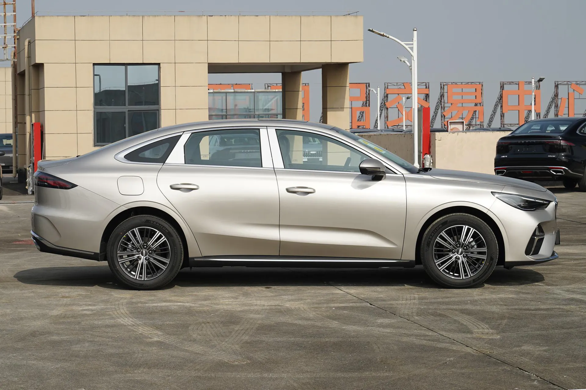  Emgrand 5th Generation 1.5L CVT Premium