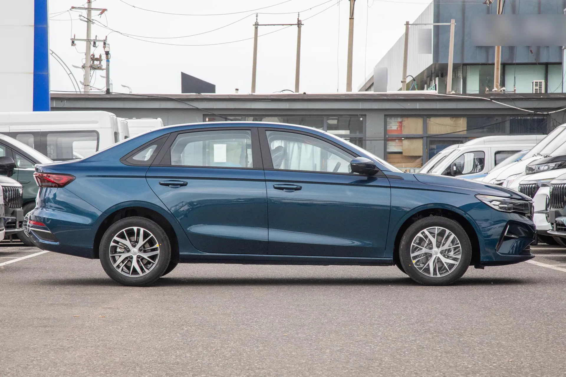  Emgrand 4 Million Commemorative 1.5L CVT Transcend