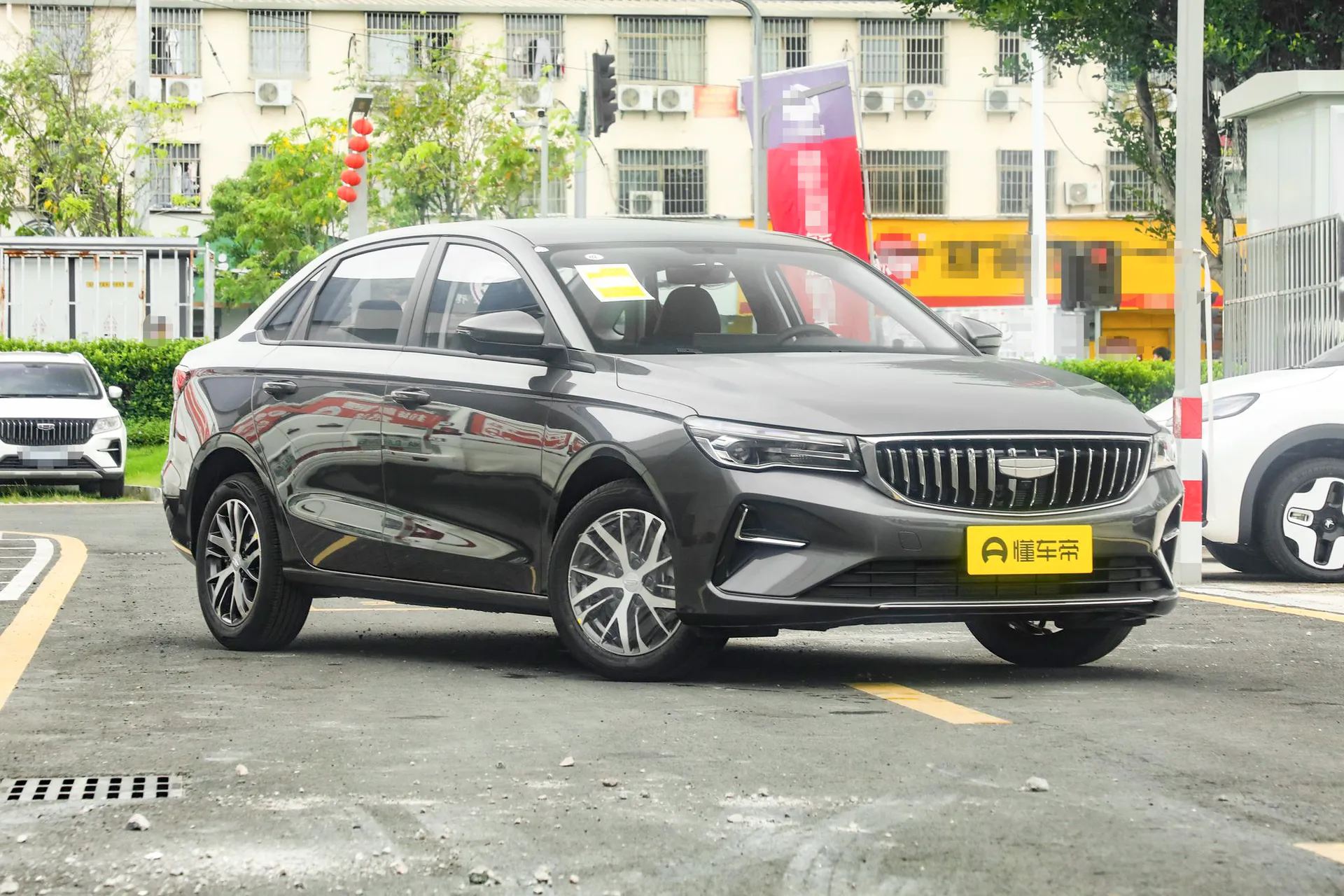  Emgrand 4 Million Commemorative 1.5L CVT Transcend