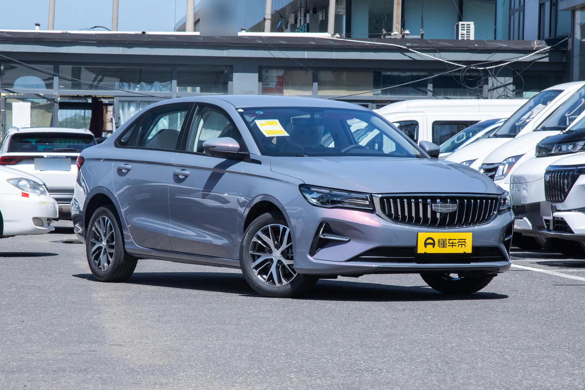  Emgrand 4 Million Commemorative 1.5L CVT Transcend