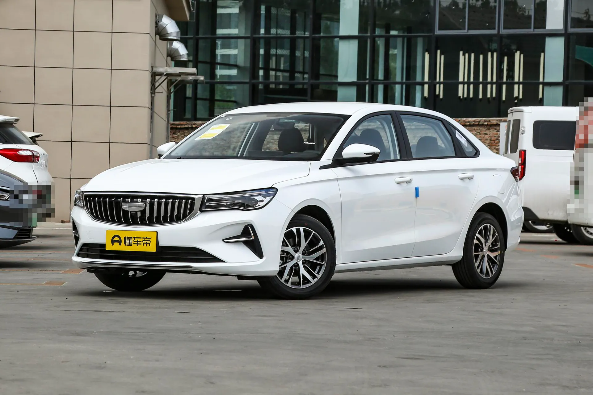  Emgrand 4 Million Commemorative 1.5L CVT Transcend