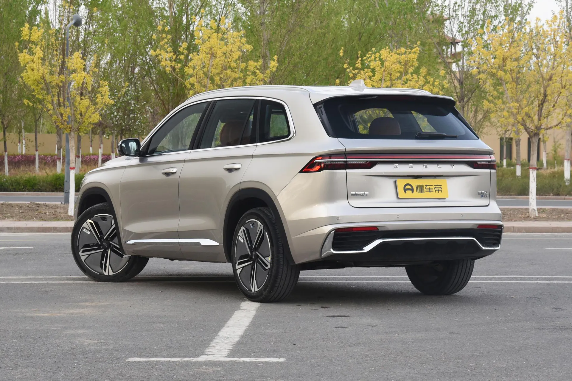  Xingyue L i-HEV Smart Hybrid 1.5T Xinghan