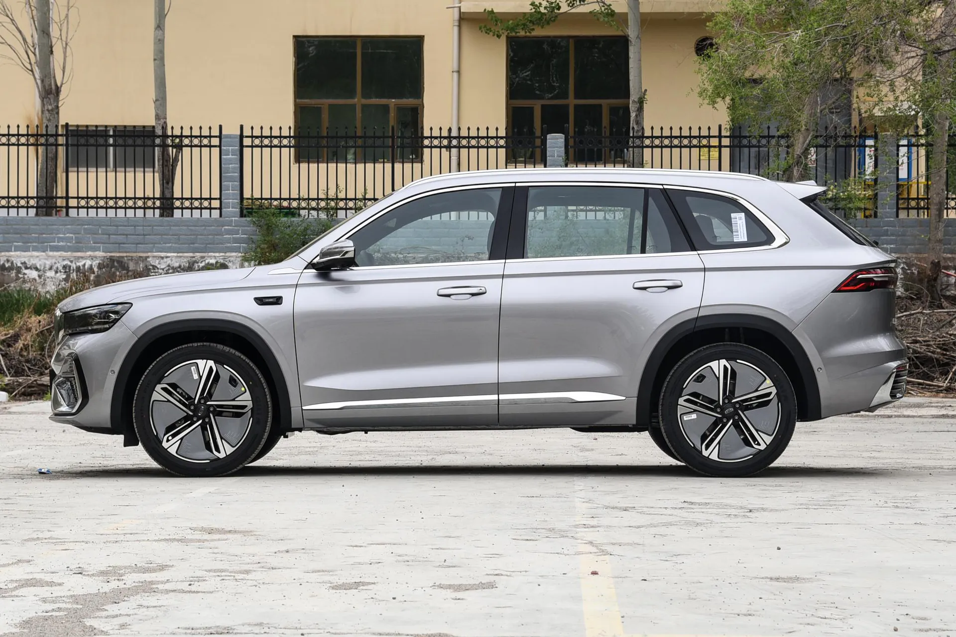  Xingyue L i-HEV Smart Hybrid 1.5T Wangshu