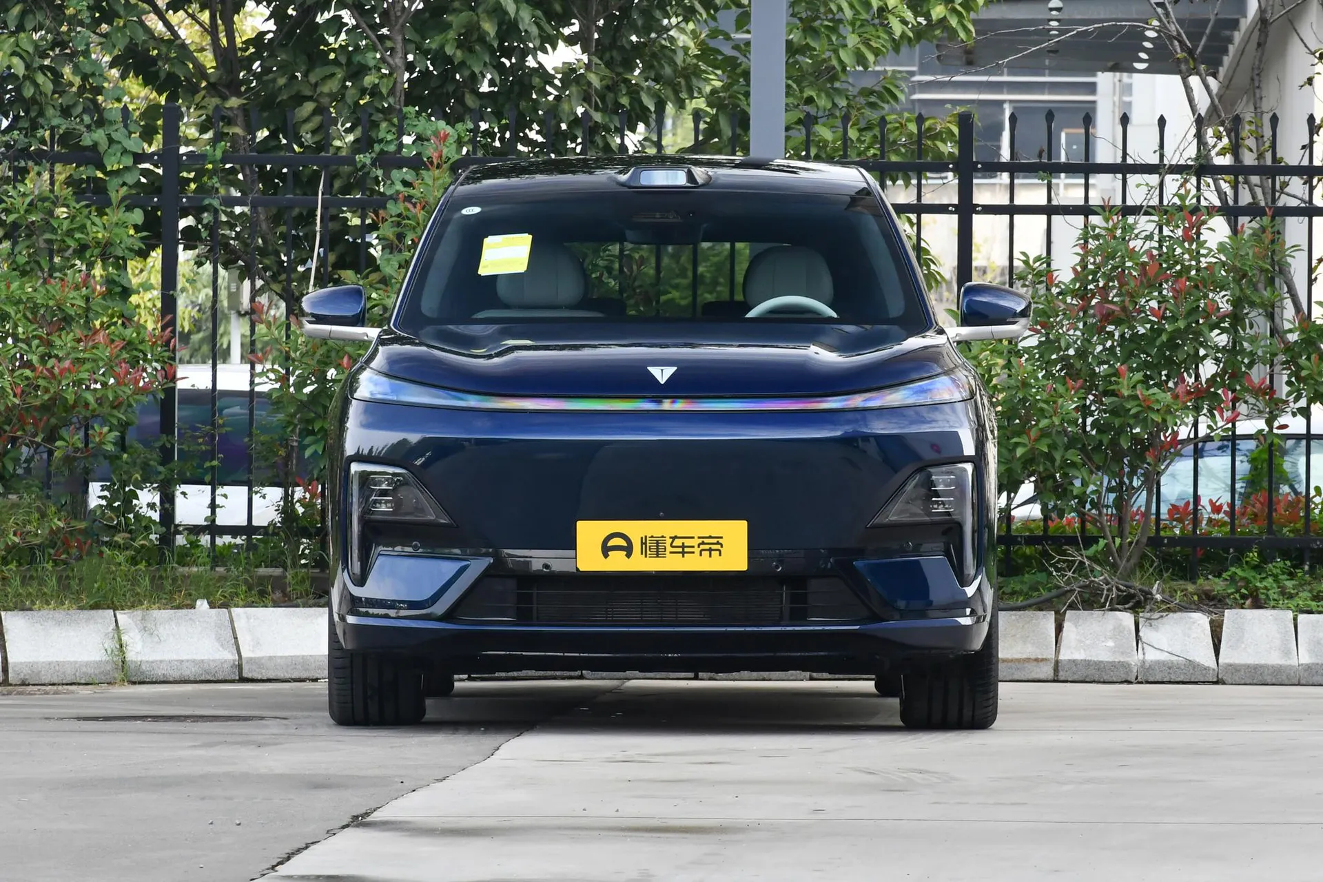  S09 AWD Ultra+ Ultra Long Range Bespoke