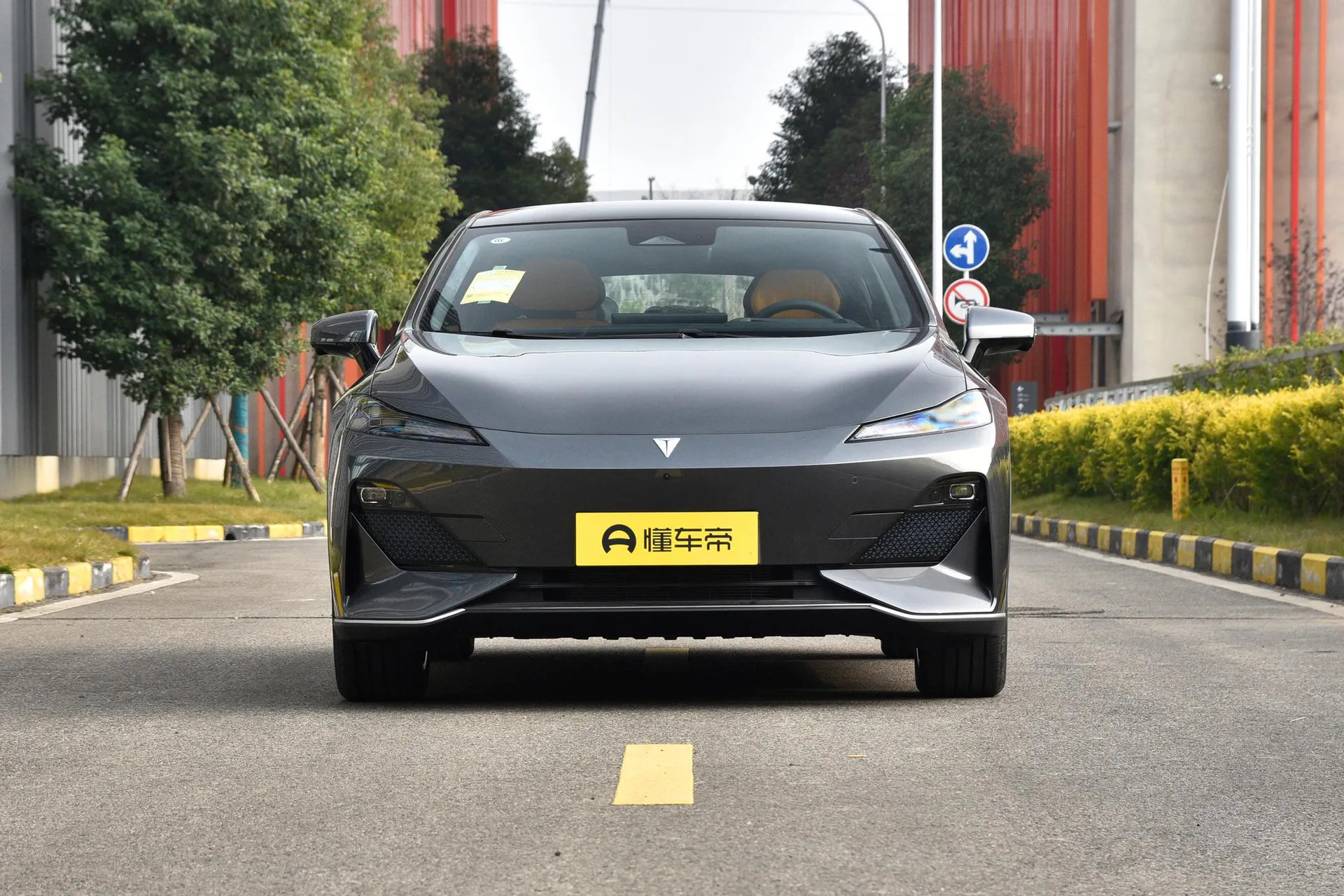  SL03 530 Pure EV Sport