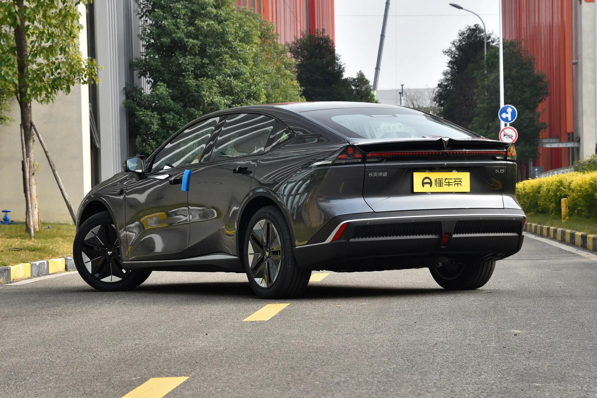 SL03 530 Pure EV Sport