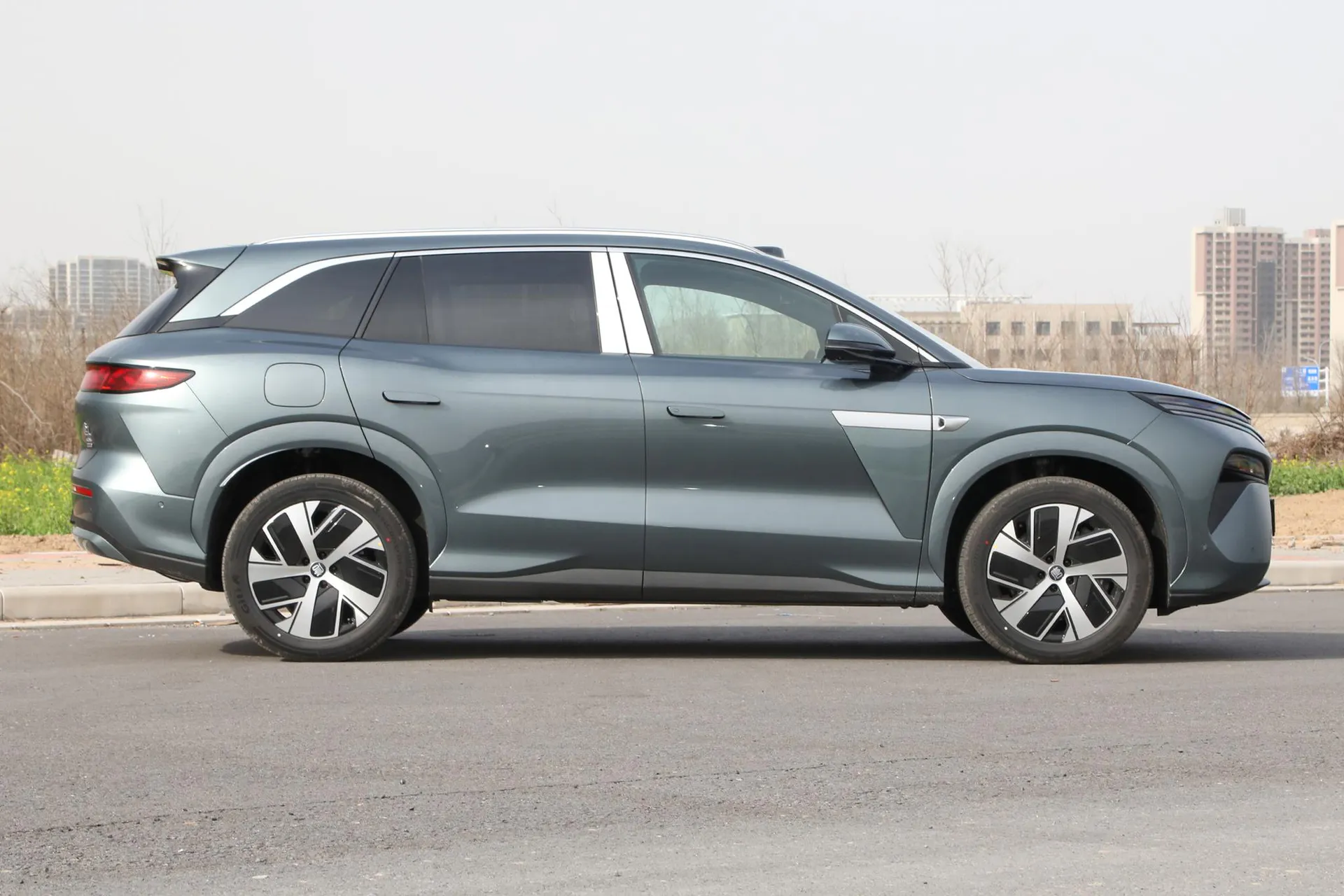  Tang L DM-p 200 KM AWD LiDAR Flagship