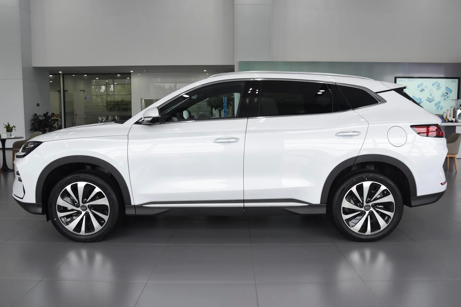  Song Plus EV Glory 520 KM Flagship