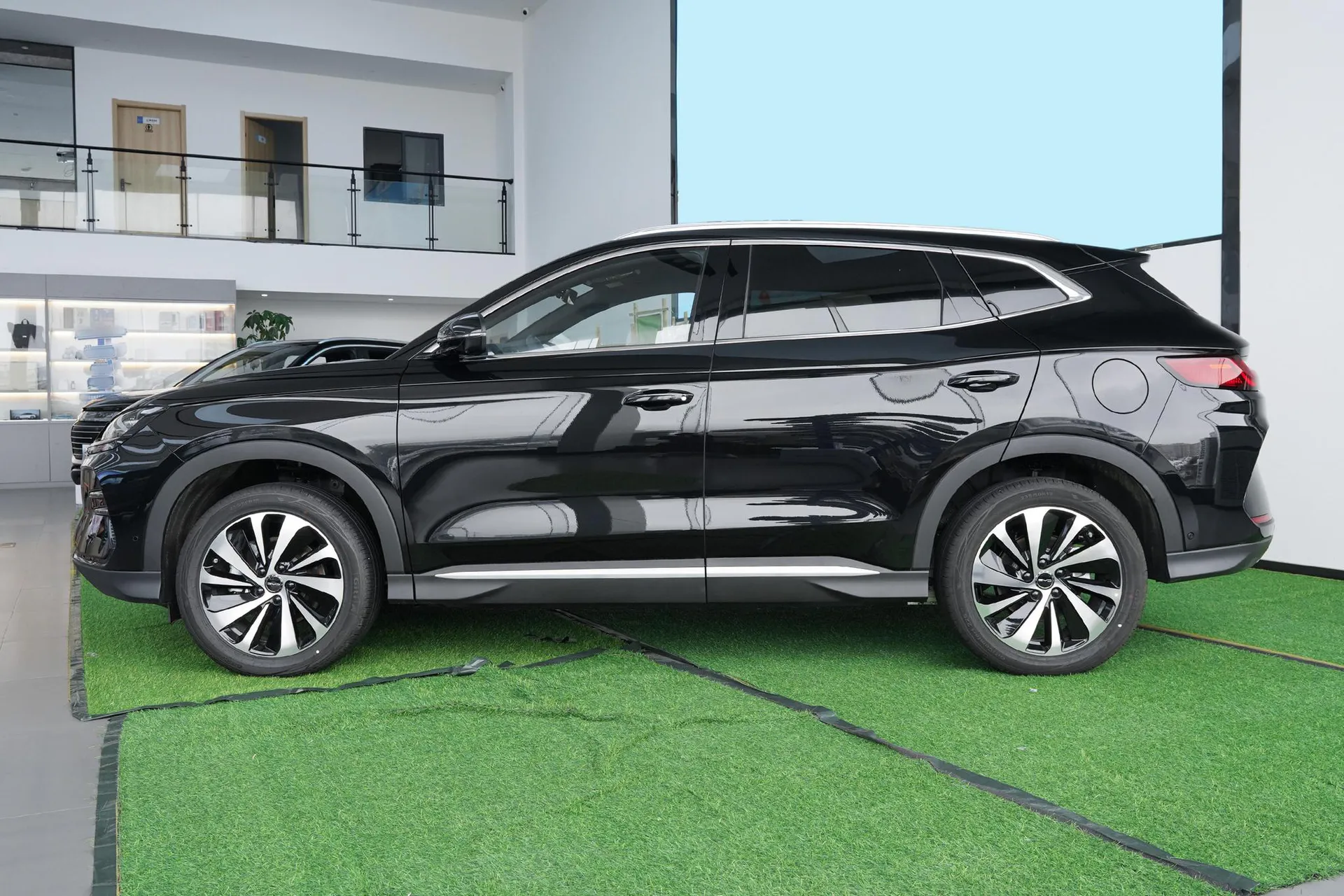  Song Plus EV Glory 605 KM Flagship PLUS