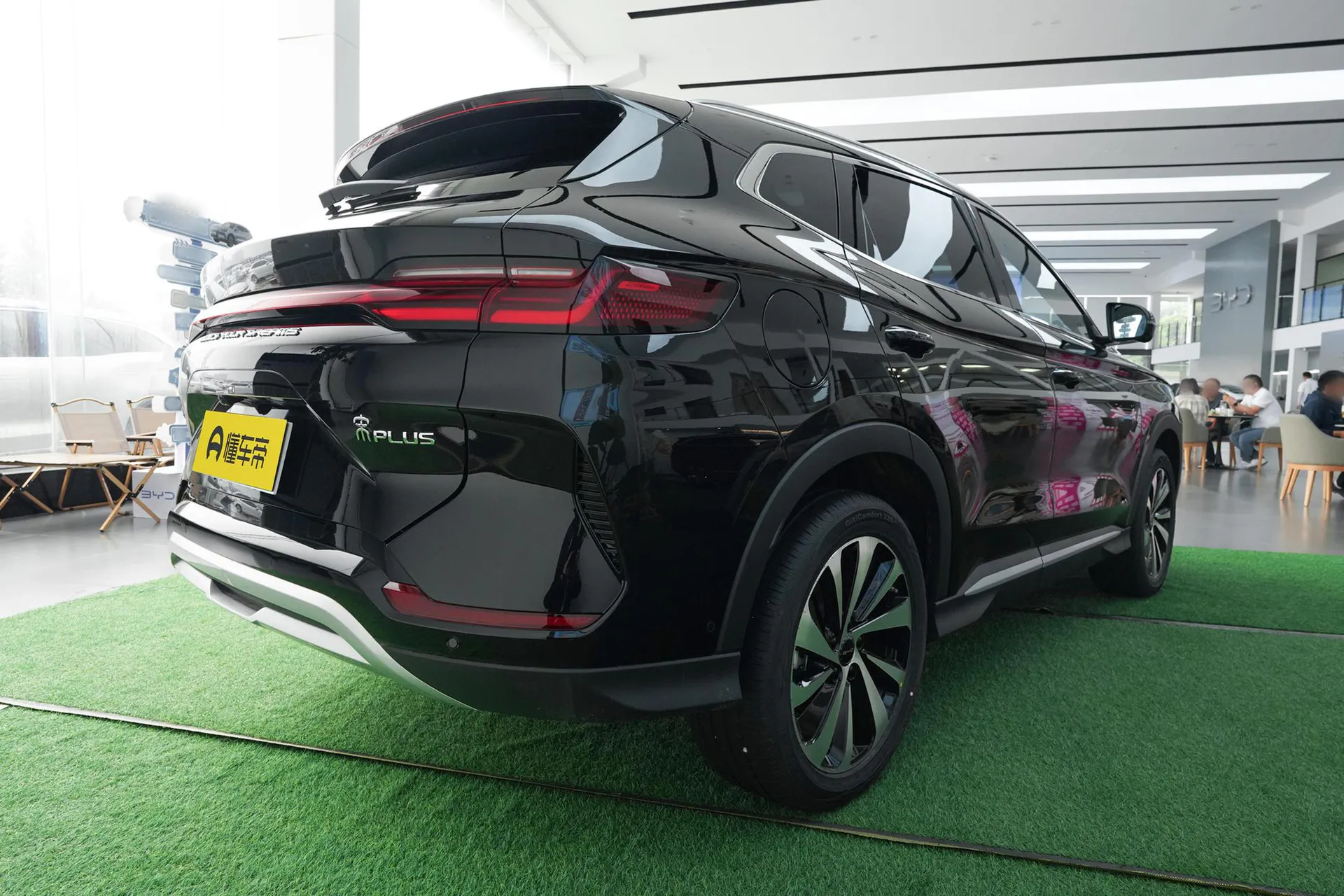  Song Plus EV Glory 605 KM Flagship PLUS
