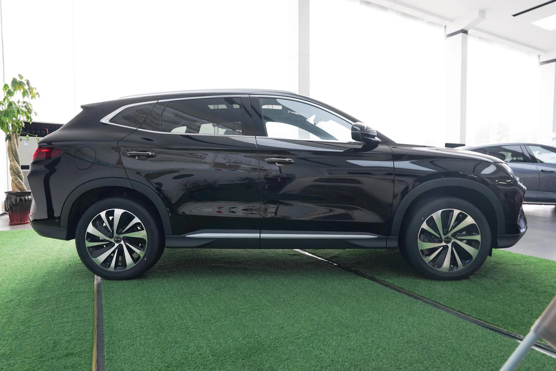  Song Plus EV Glory 605 KM Flagship PLUS
