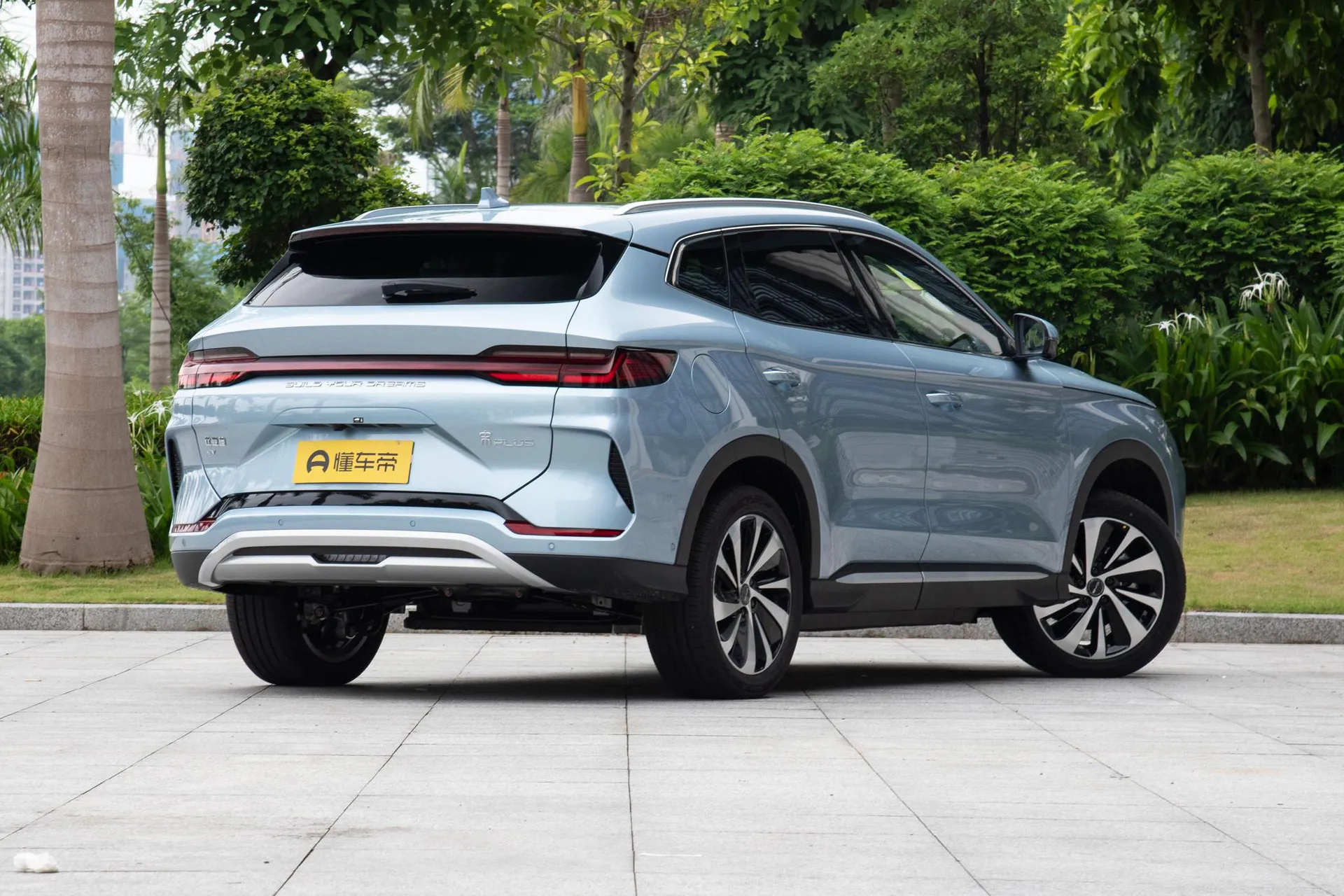 Song Plus EV Champion 605 KM Flagship PLUS